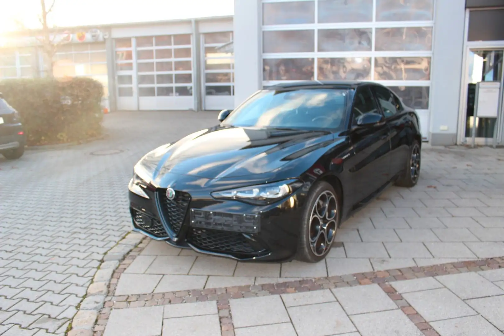 Alfa Romeo Giulia Veloce Q4 Schwarz - 1