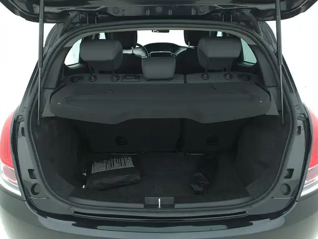 Lancia Ypsilon view 14