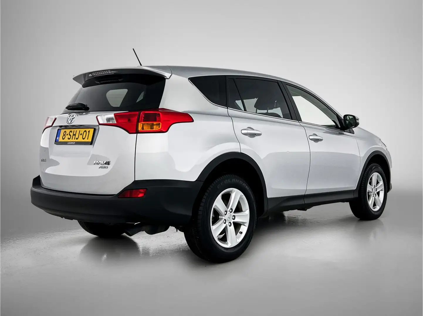 Toyota RAV 4 2.0 Dynamic 4WD | 1e Eigenaar | Nieuw Geleverd en Gris - 2