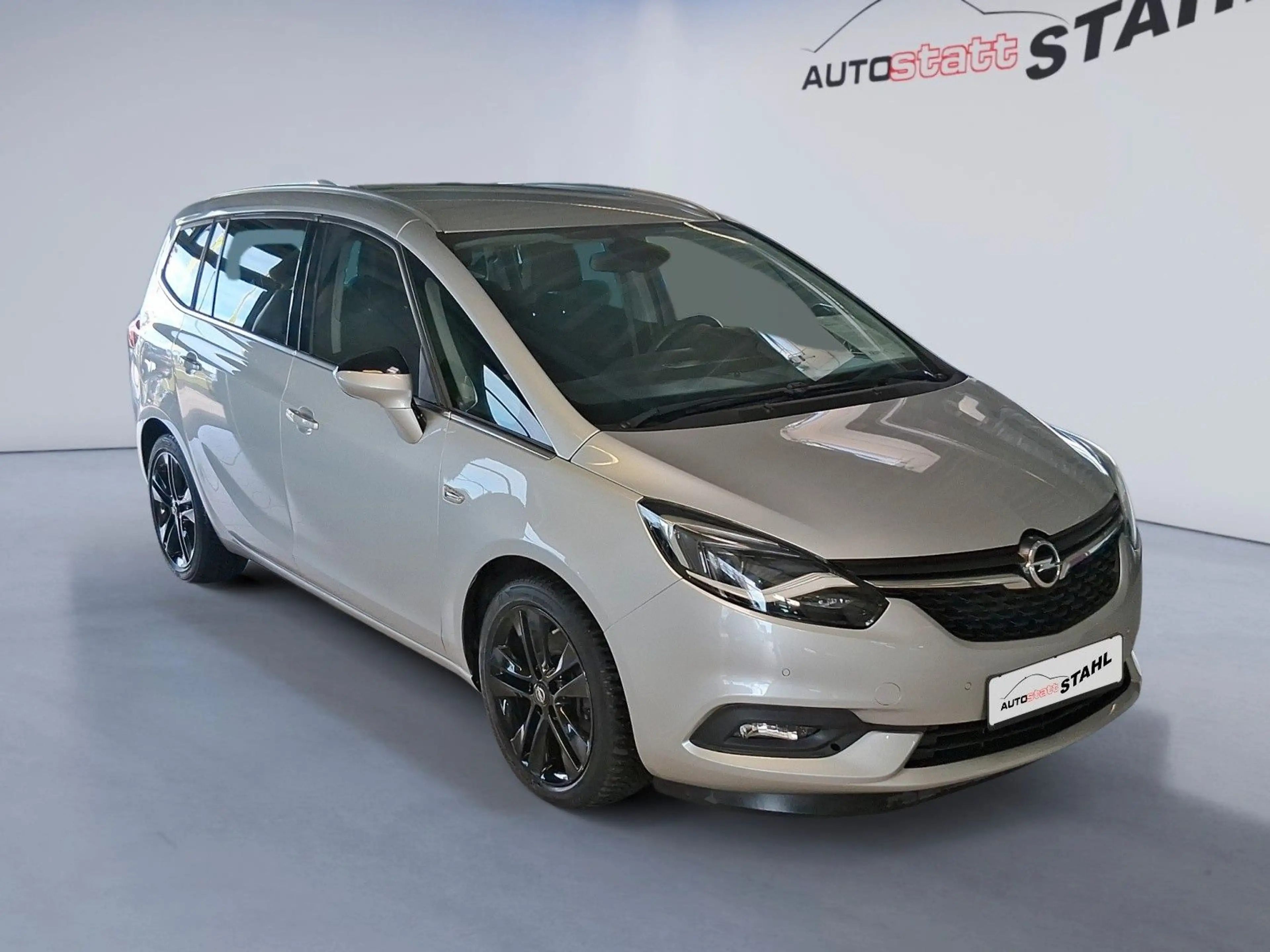 Opel Zafira C Innovation — photo 7