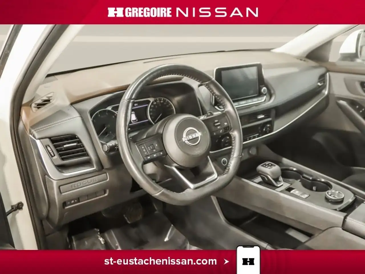 Nissan Rogue снимка Nissan Rogue