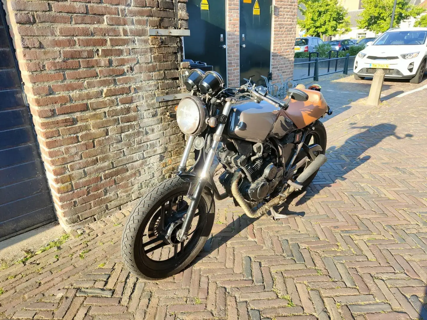 Yamaha XS 400 Brun - 1