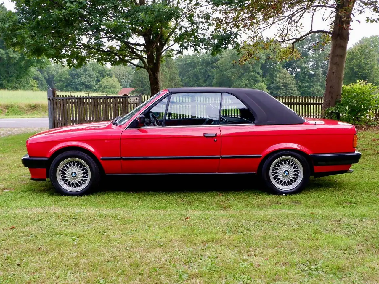 BMW 318i, foto 8