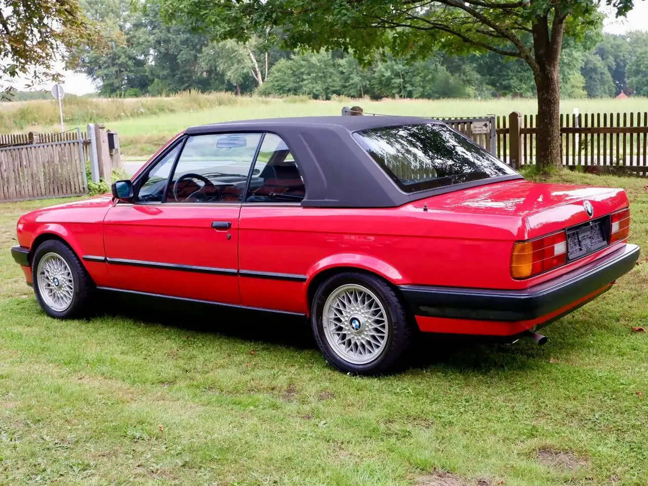 BMW 318i, foto 9