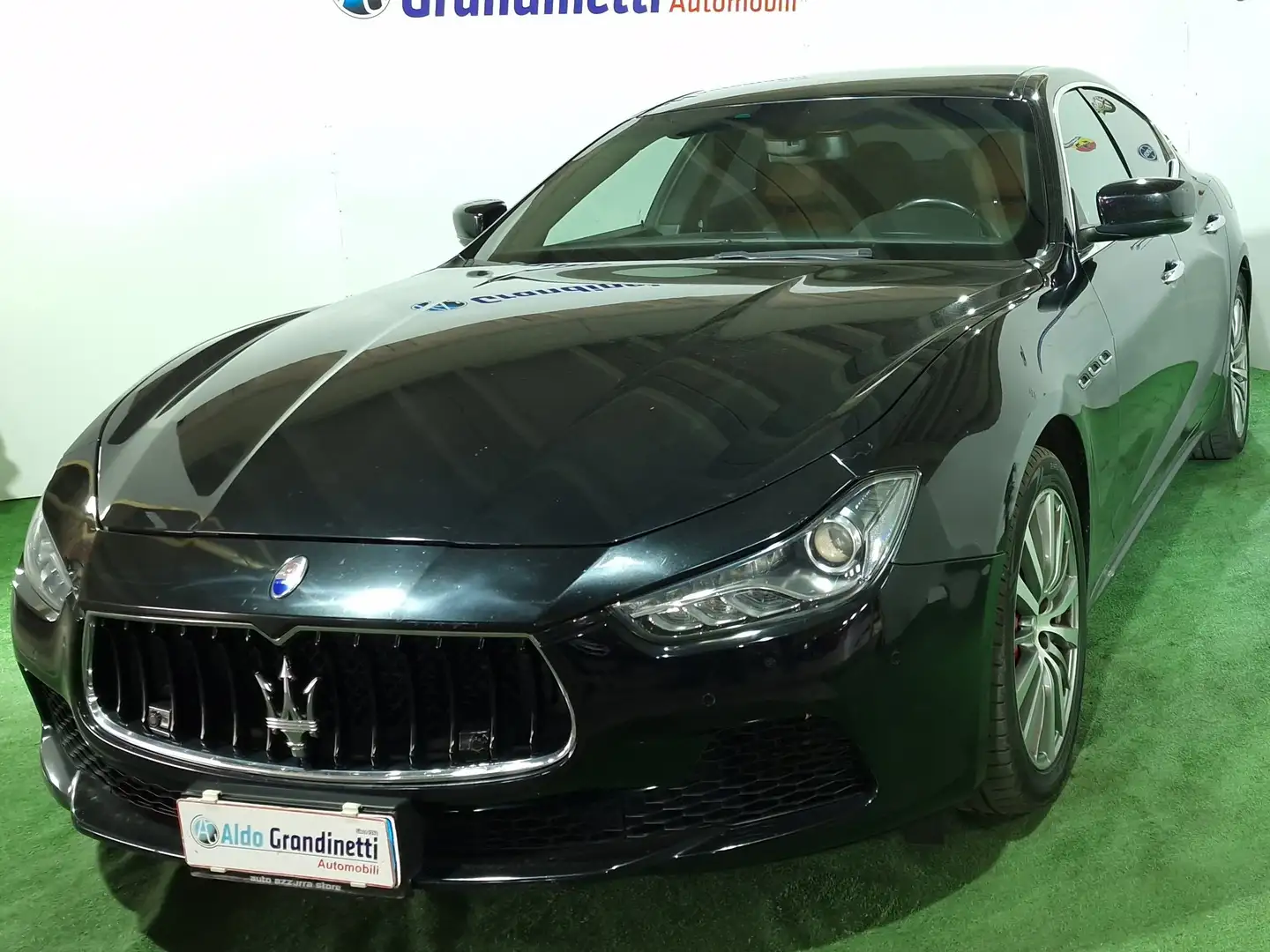Maserati Ghibli Ghibli 3.0 V6 ds 250cv auto Schwarz - 1