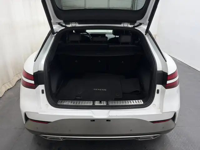 Genesis GV60 2023 — photo 8