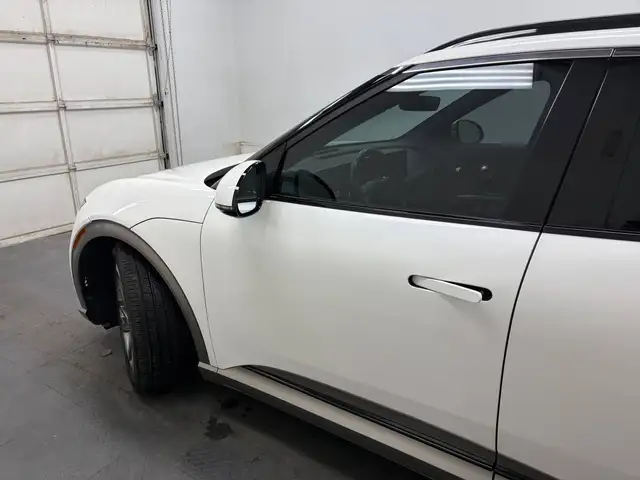 Genesis GV60 2023 — photo 3