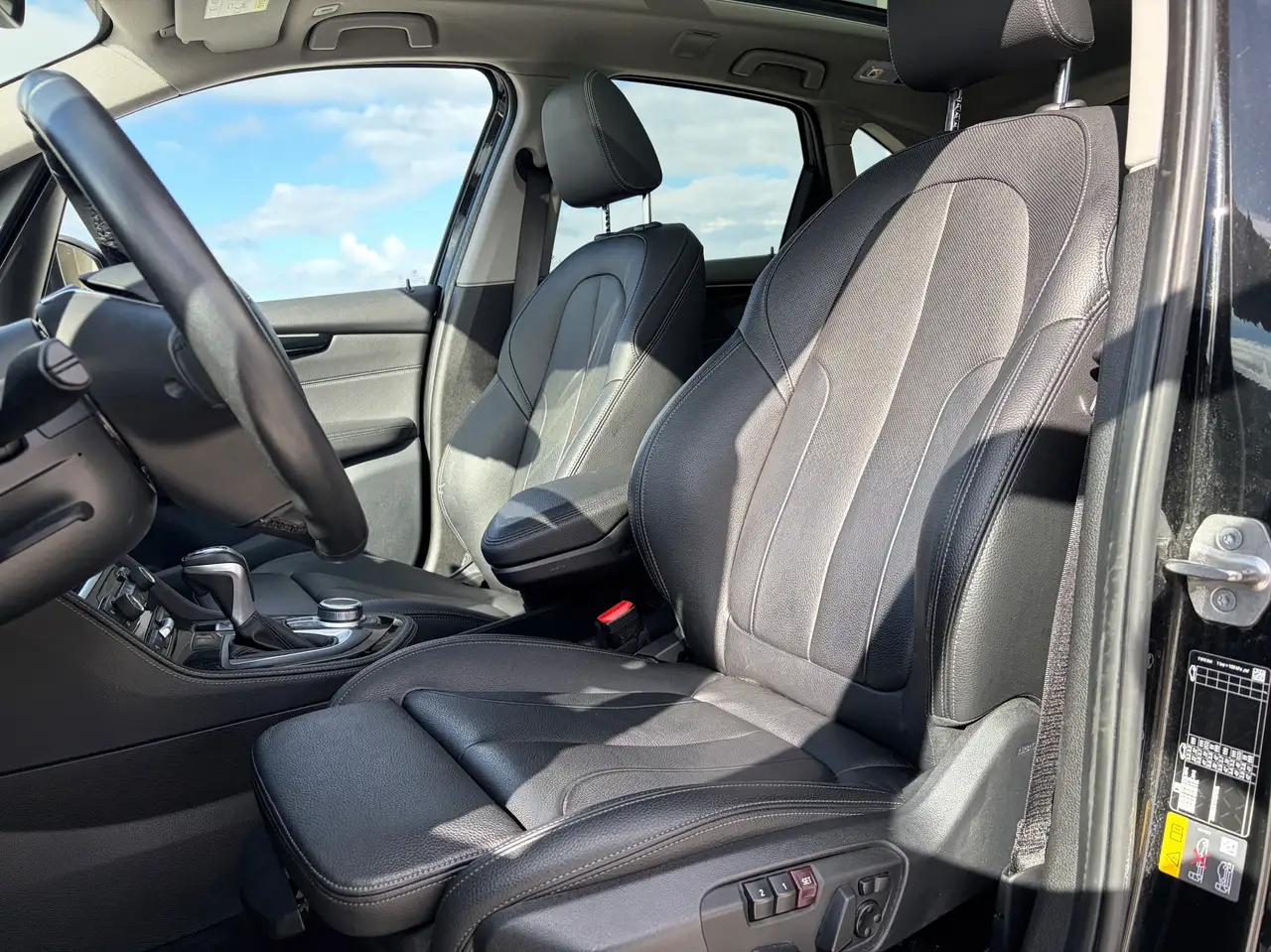 BMW 225 Active Tourer PHEV 225xe * PANO * LEDER * CAMERA *, миниатюра 15