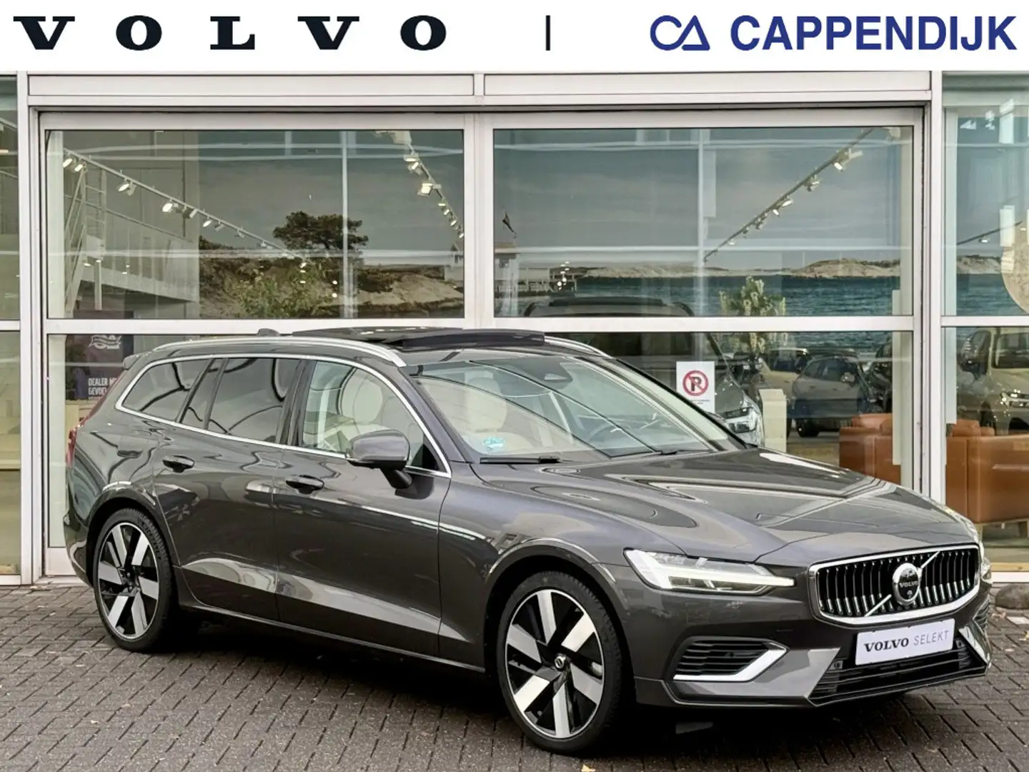 Volvo V60 T8 455PK Recharge Ultra Bright| FULL Options! Trek Gris - 1