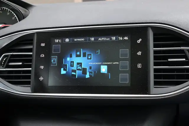 Peugeot 308 view 14