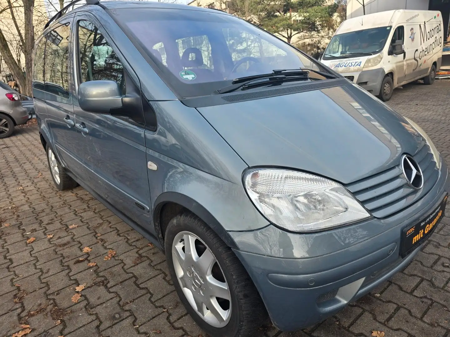 Mercedes-Benz Vaneo Compact Van 1.9*TÜV NEU* Grau - 1