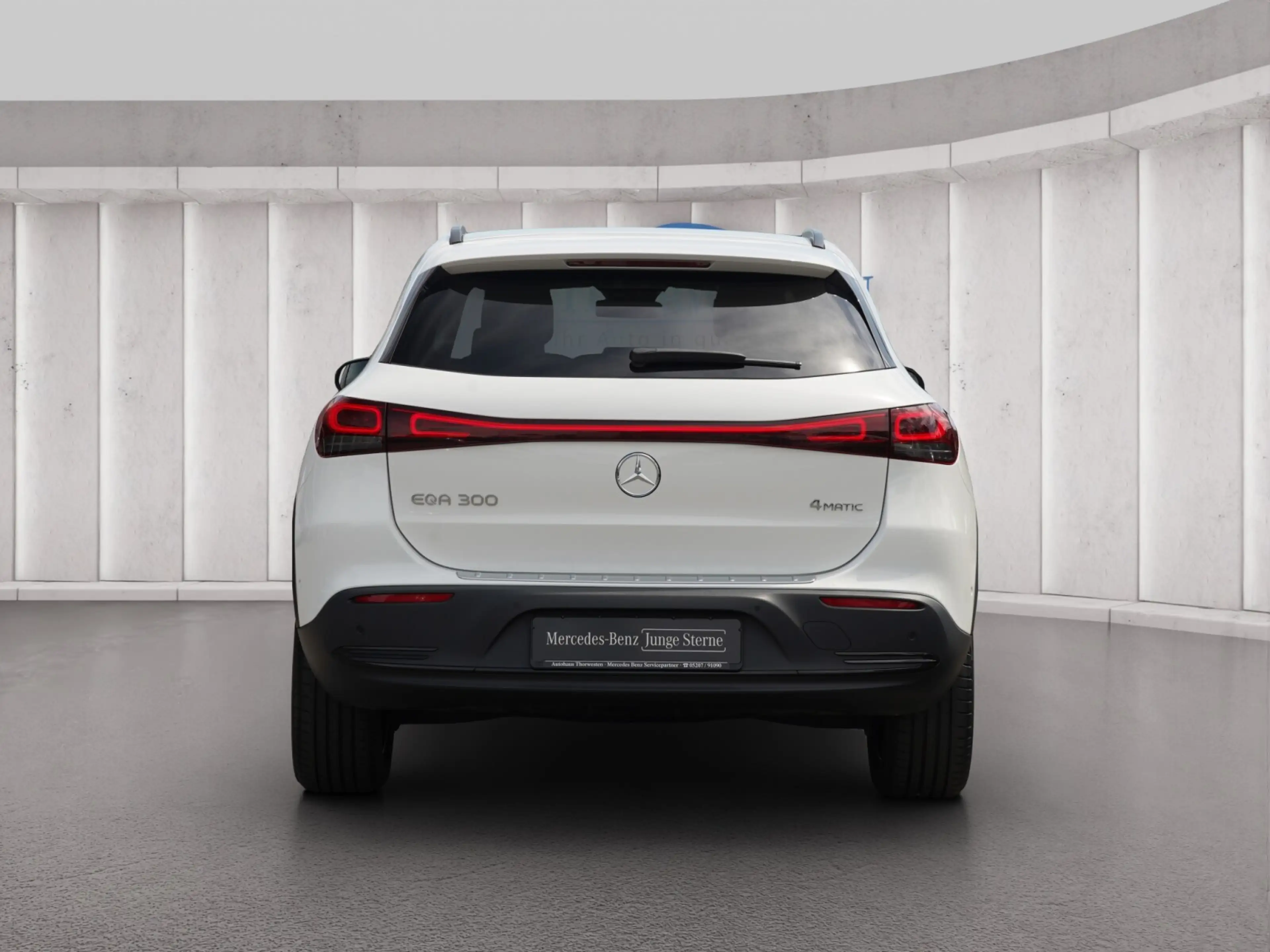 Mercedes-Benz EQA 300 EQA 300 4MATIC Progressive — photo 7