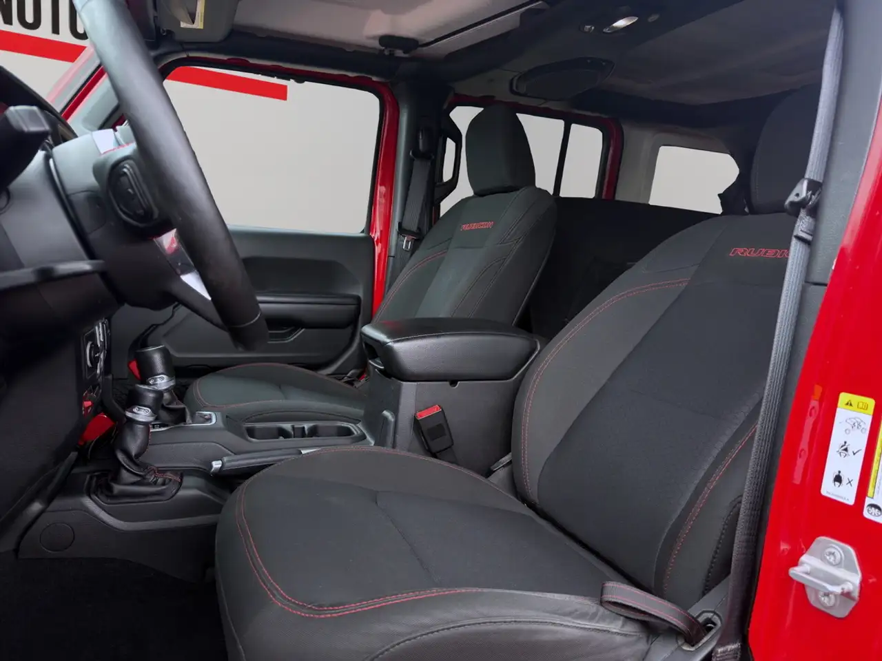 Jeep Wrangler photo Jeep Wrangler