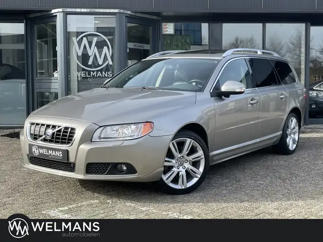 Volvo V70 3.0 T6 AWD Summum Schuifdak | Navi | ACC | 18 inch
