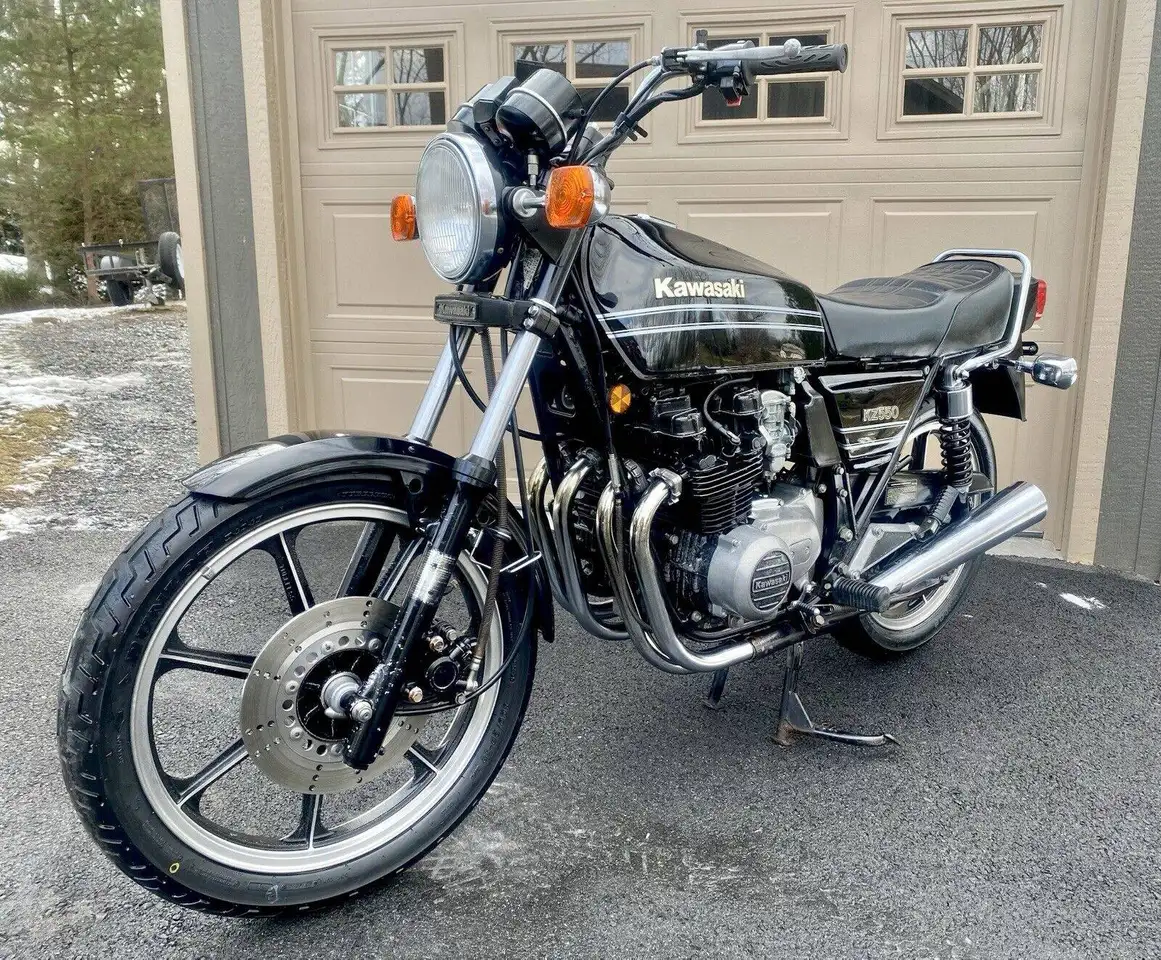 Kawasaki KZ 550