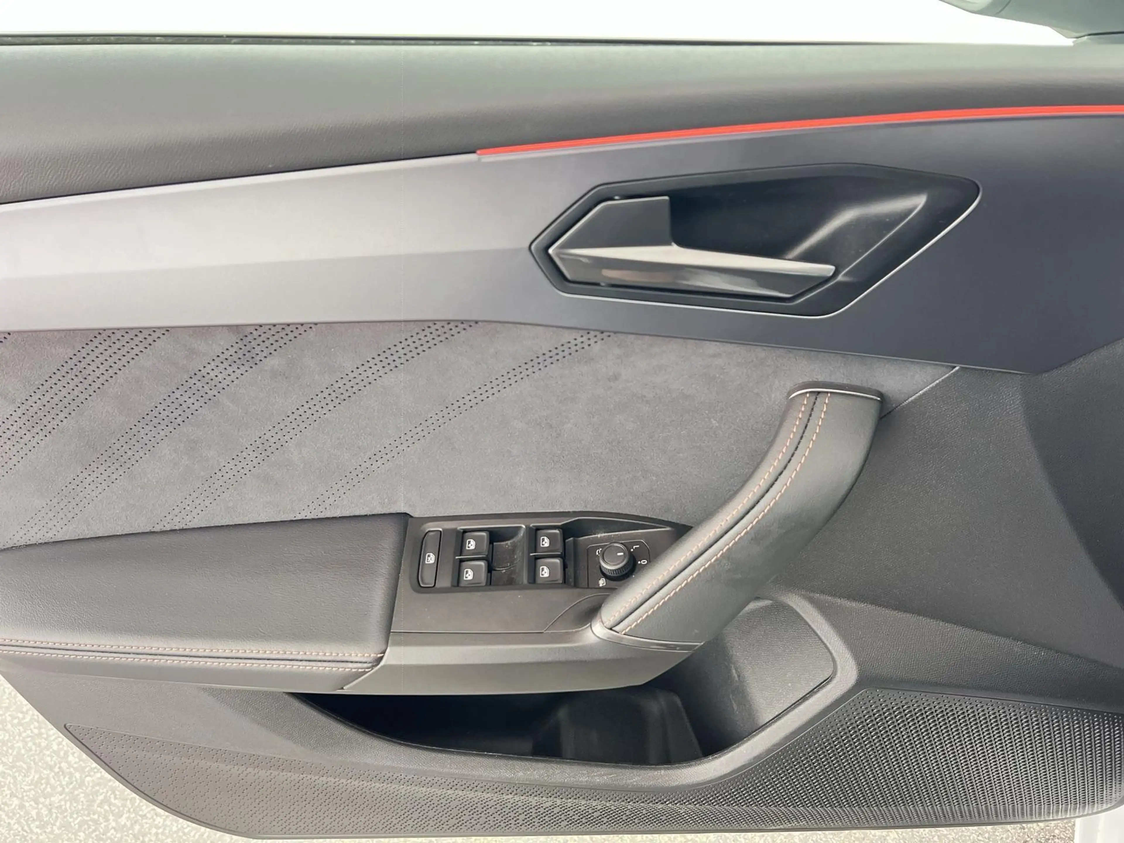CUPRA Leon VZ 2.0 TSI*NAVI*SHZ*RFK*uvm — photo 10