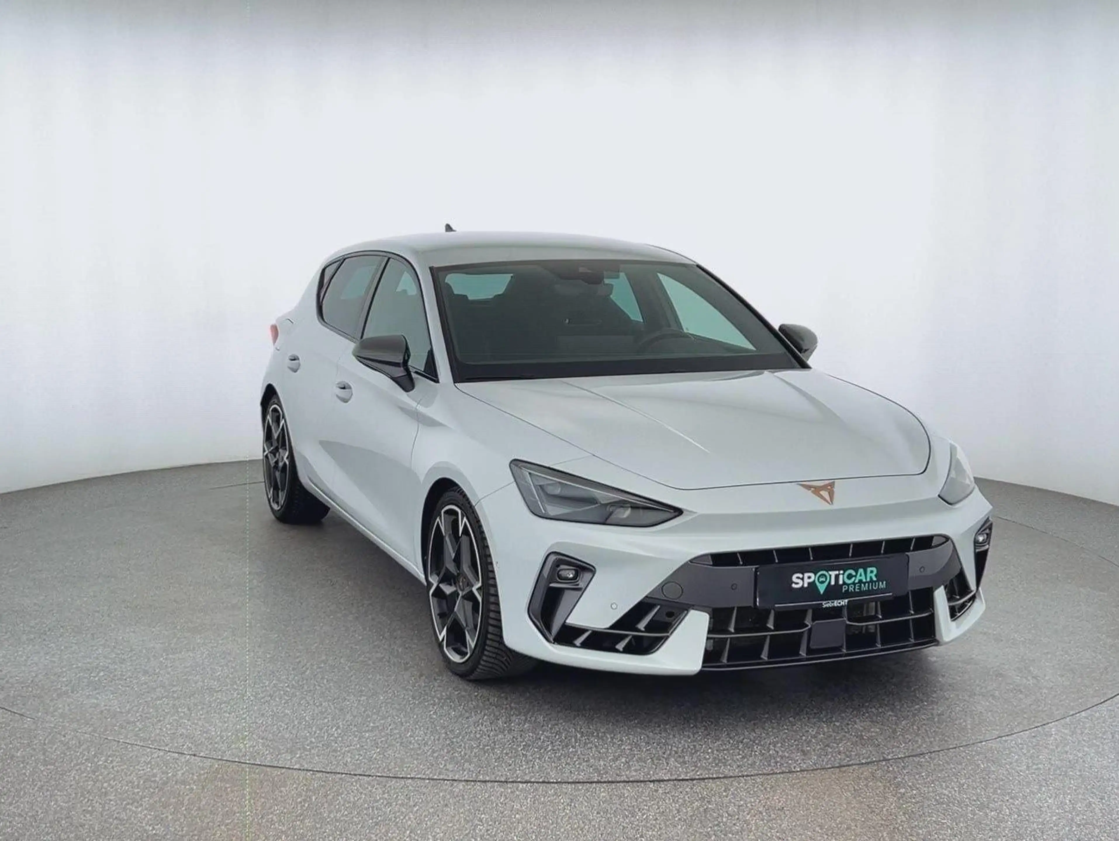 CUPRA Leon VZ 2.0 TSI*NAVI*SHZ*RFK*uvm — photo 3