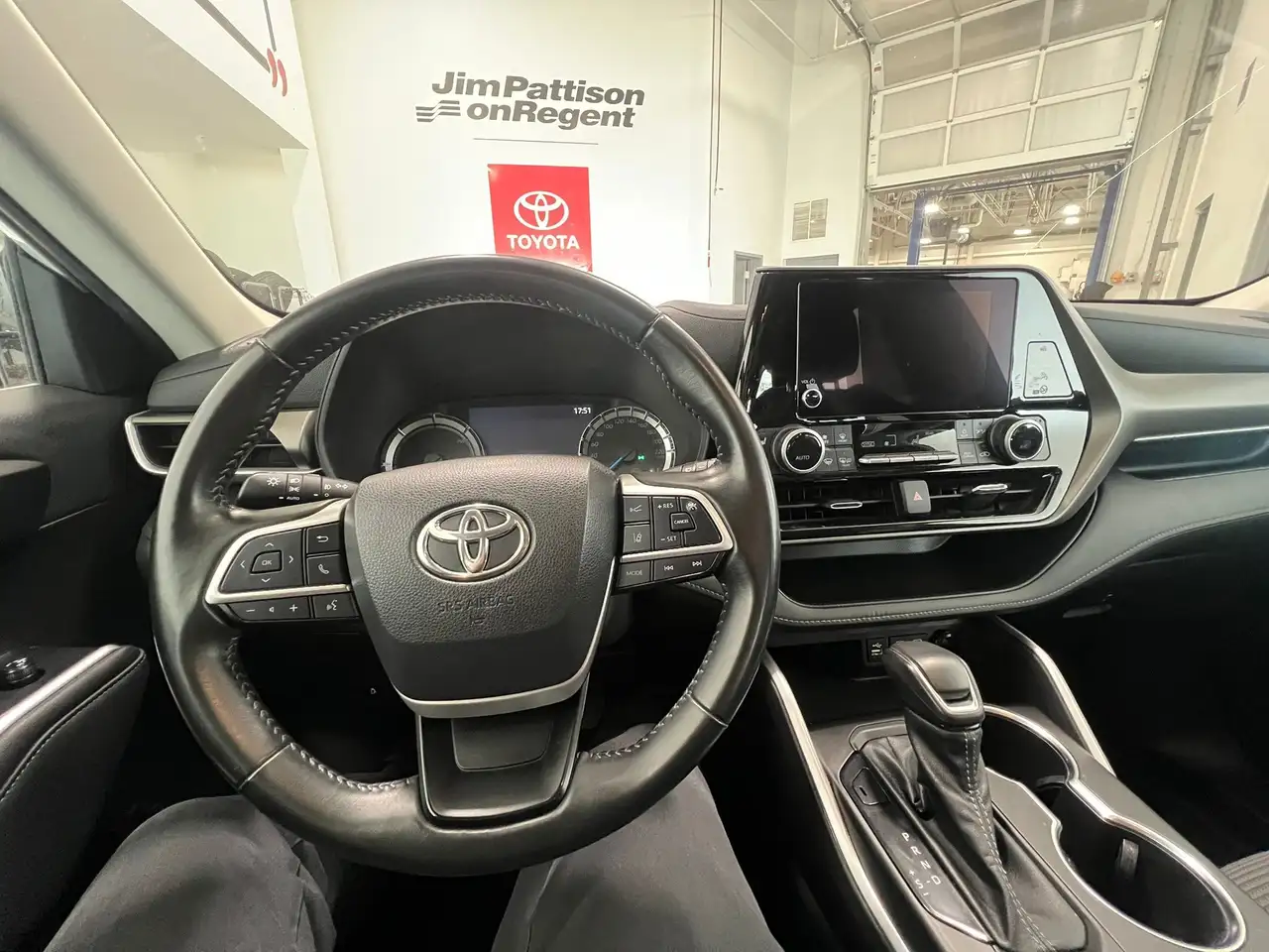 Toyota Highlander снимка Toyota Highlander