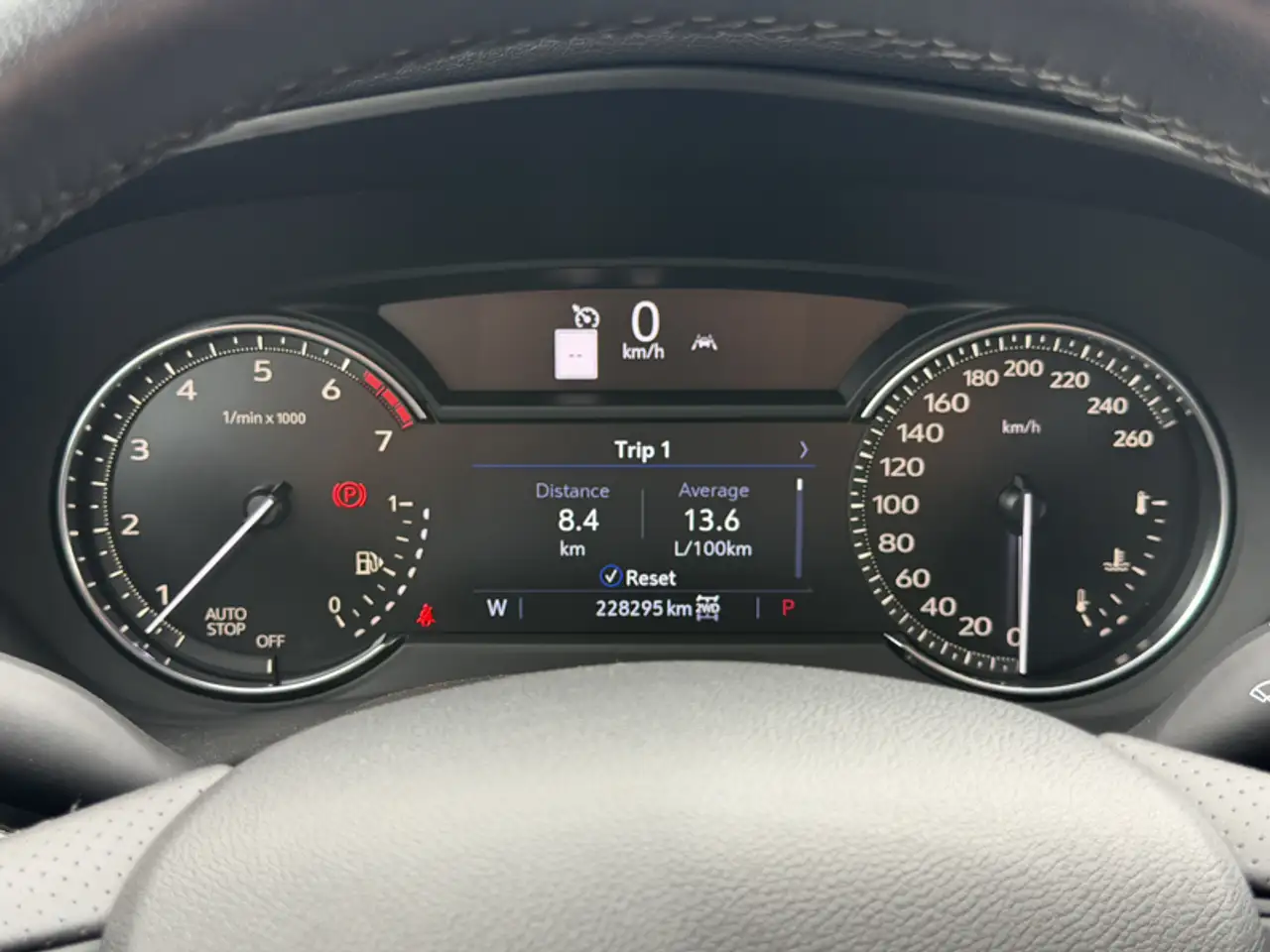 Cadillac XT4 снимка Cadillac XT4