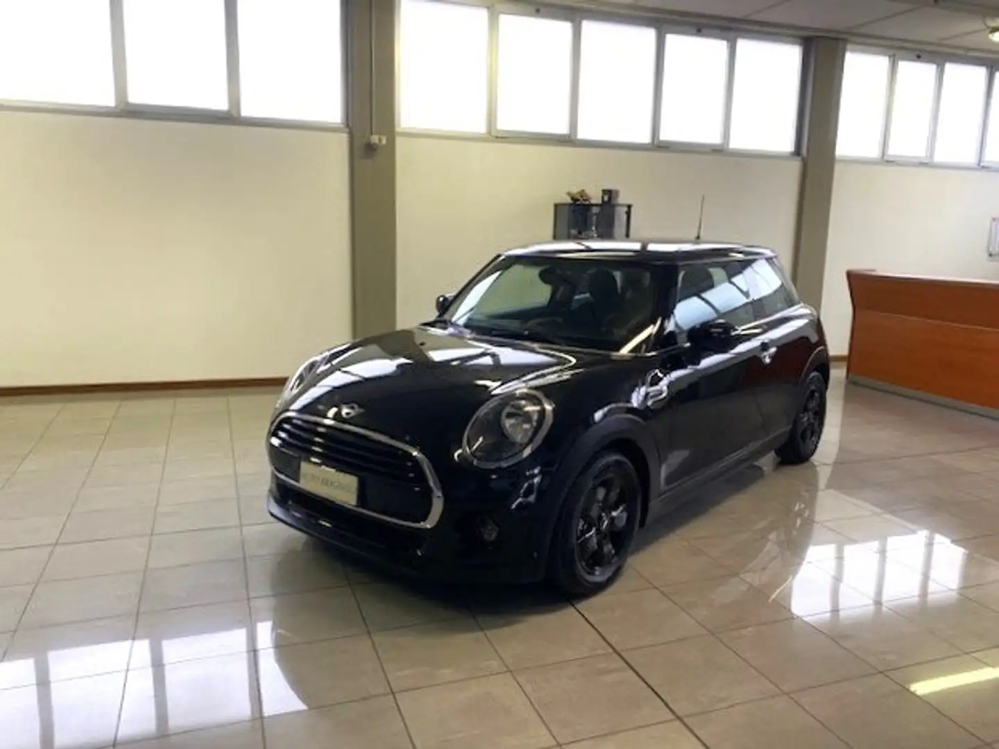 MINI One Mini 3p 1.5 One 75cv E6 D Schwarz - 1