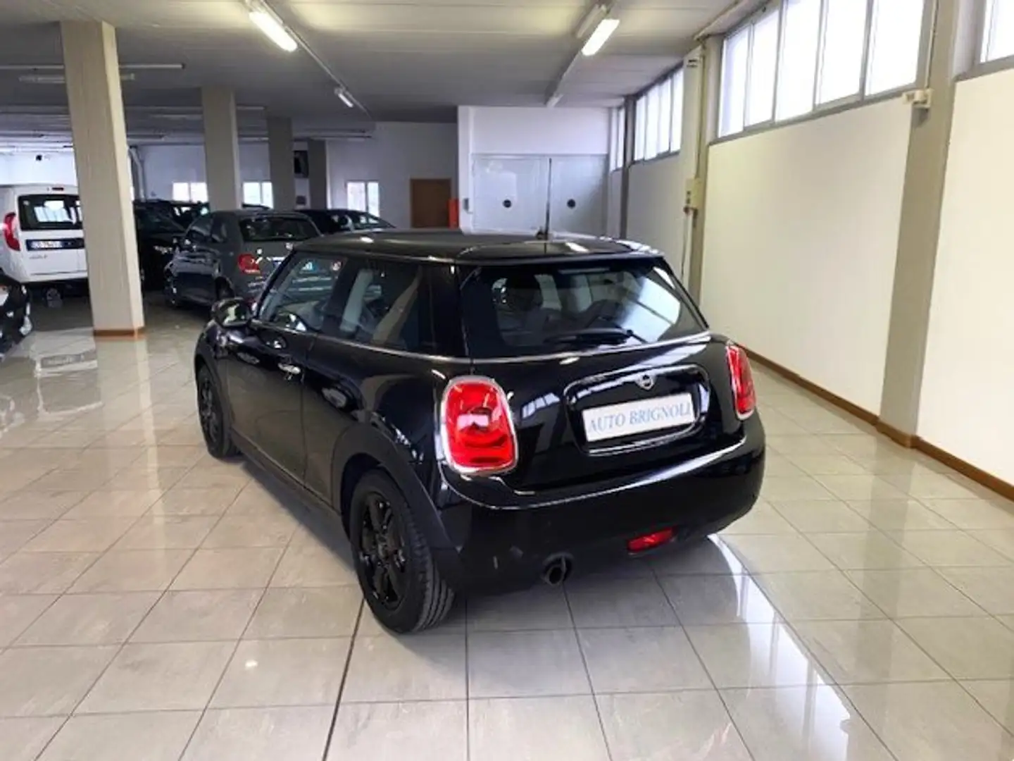 MINI One Mini 3p 1.5 One 75cv E6 D Schwarz - 2