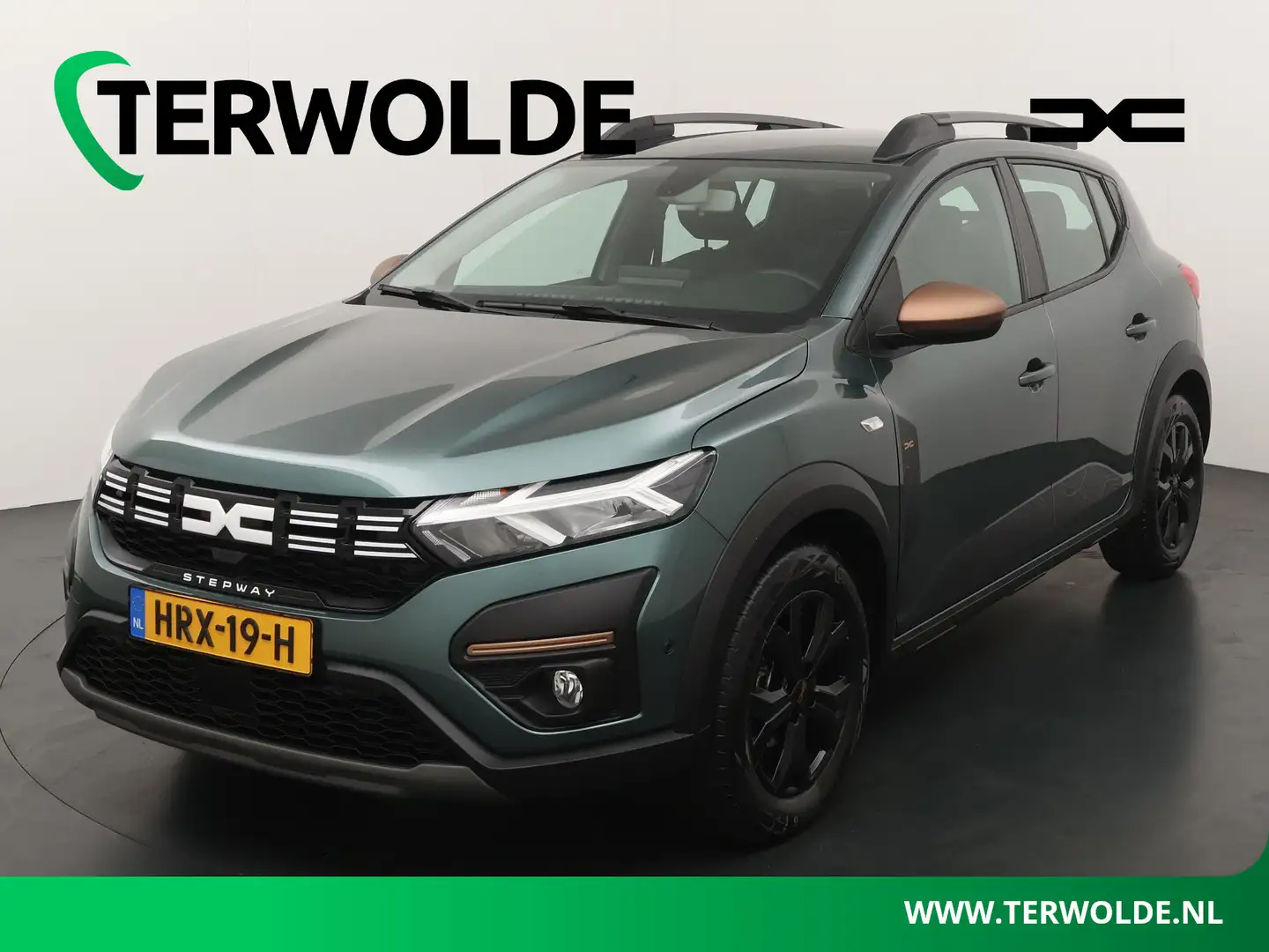 Dacia Sandero Stepway 1.0 TCe 90 Extreme | Apple Carplay/Android Grün - 1
