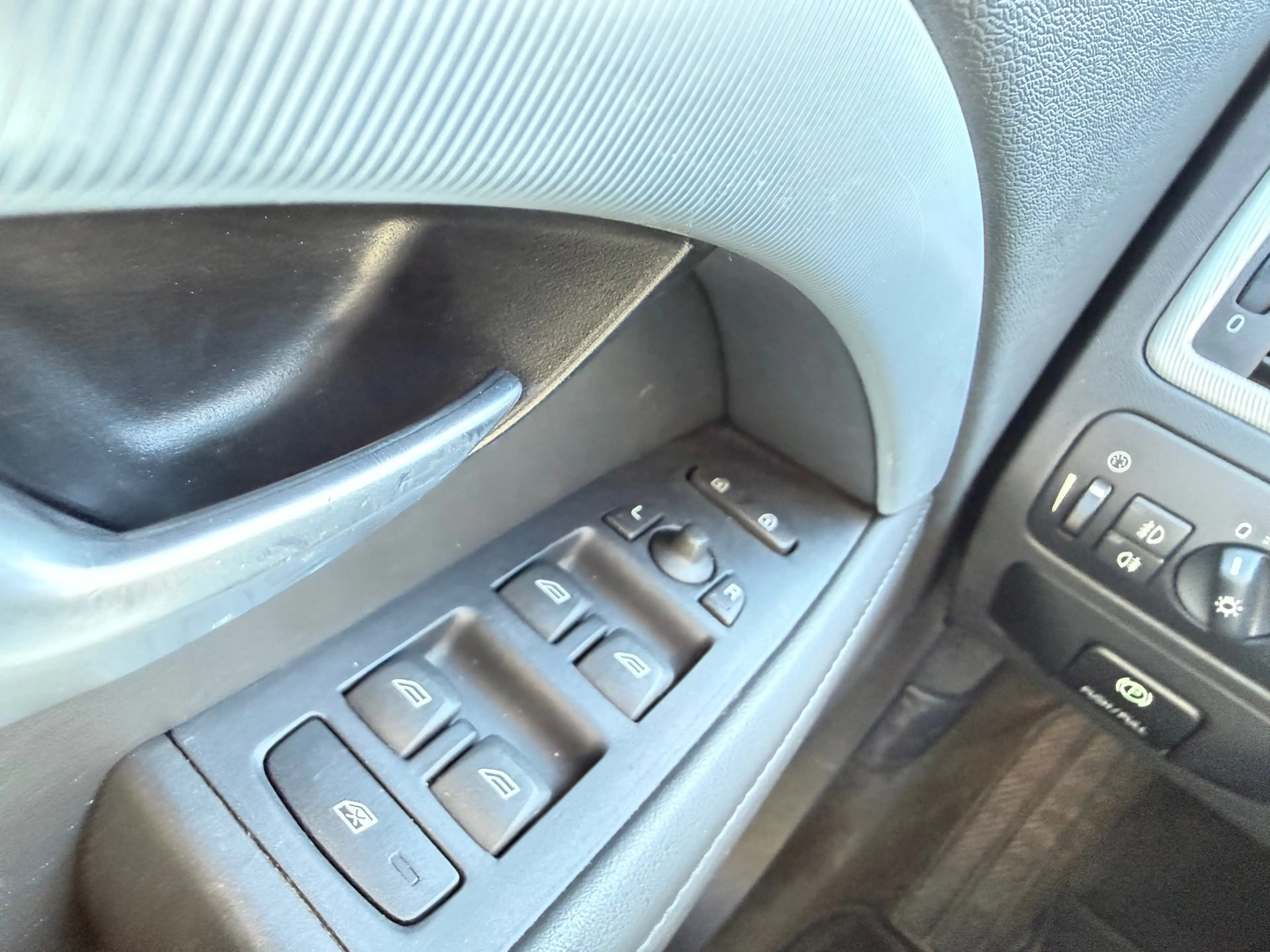 Volvo V70 2.0T R-Edition Org. NL | Leer | Stoel VW | Trekhaa — photo 18