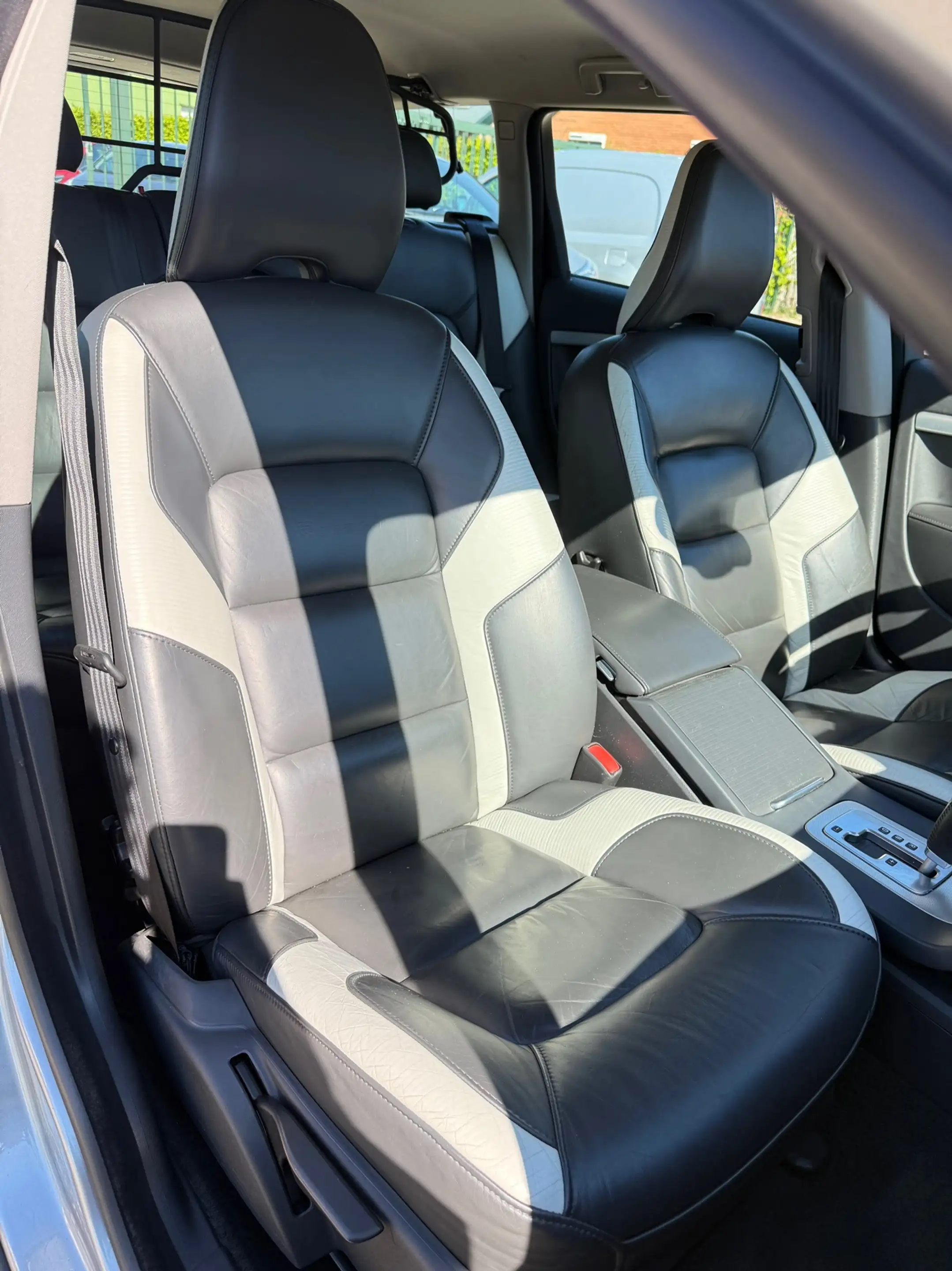 Volvo V70 2.0T R-Edition Org. NL | Leer | Stoel VW | Trekhaa — photo 10