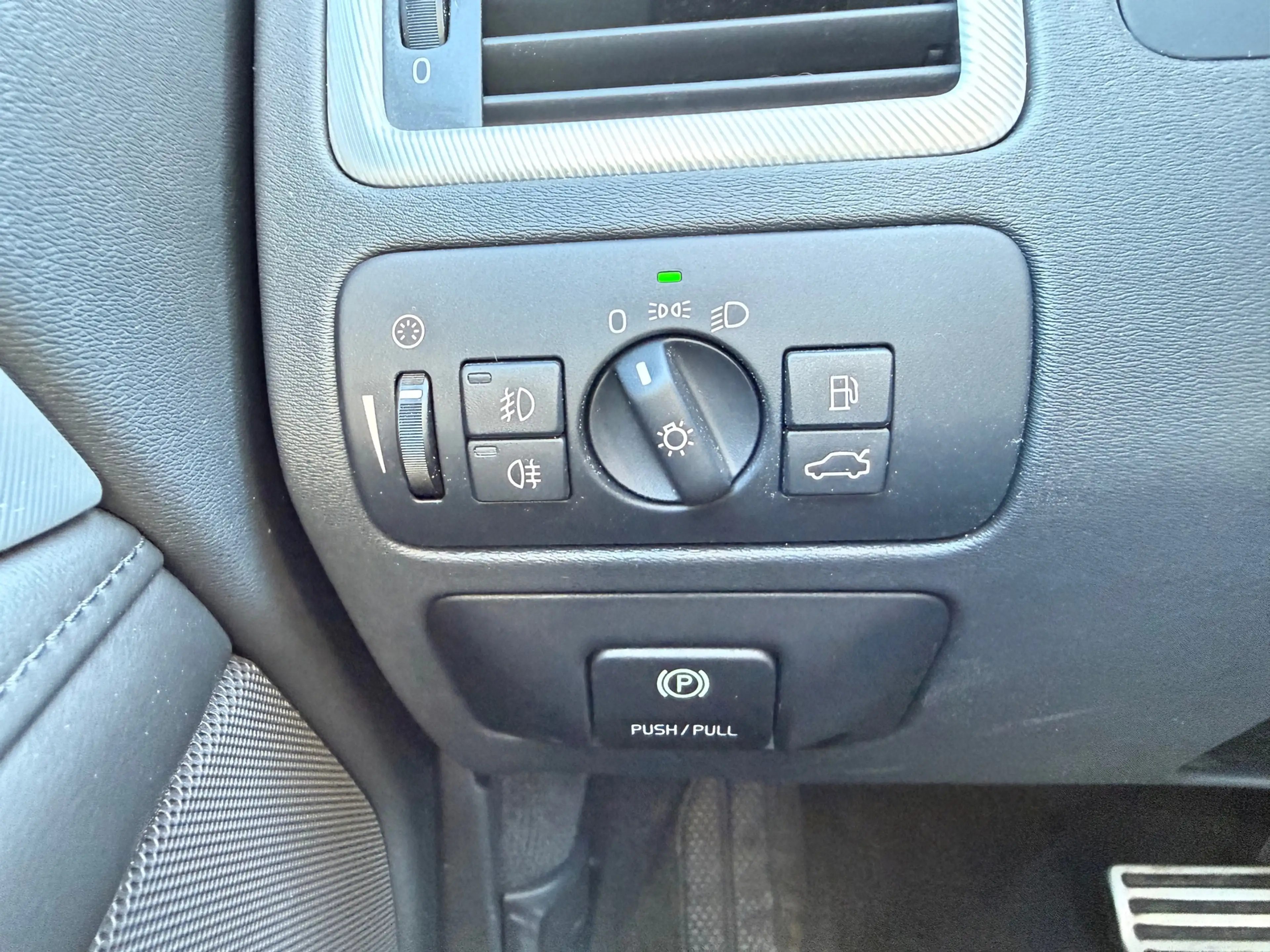 Volvo V70 2.0T R-Edition Org. NL | Leer | Stoel VW | Trekhaa — photo 19
