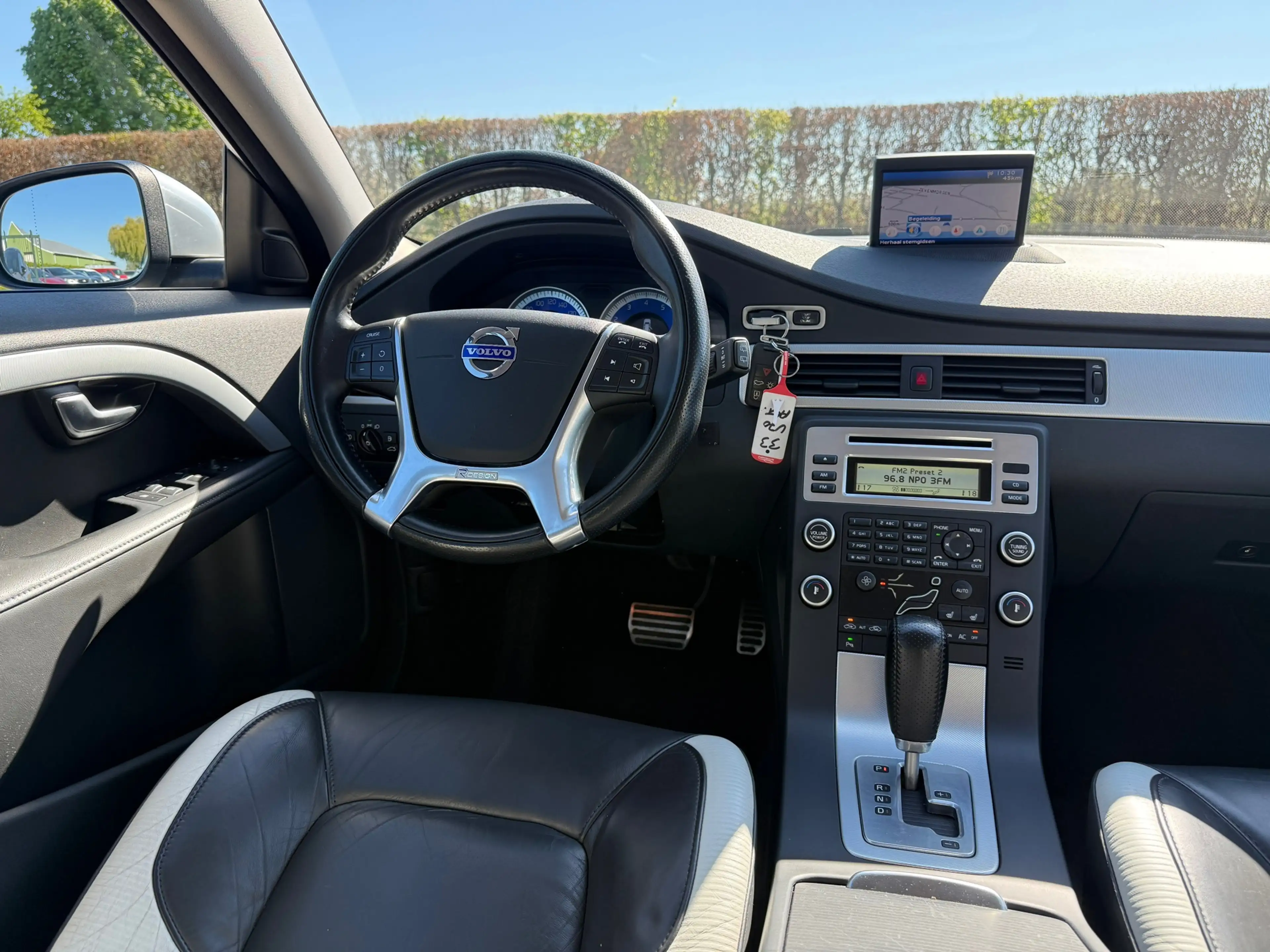 Volvo V70 2.0T R-Edition Org. NL | Leer | Stoel VW | Trekhaa — photo 8