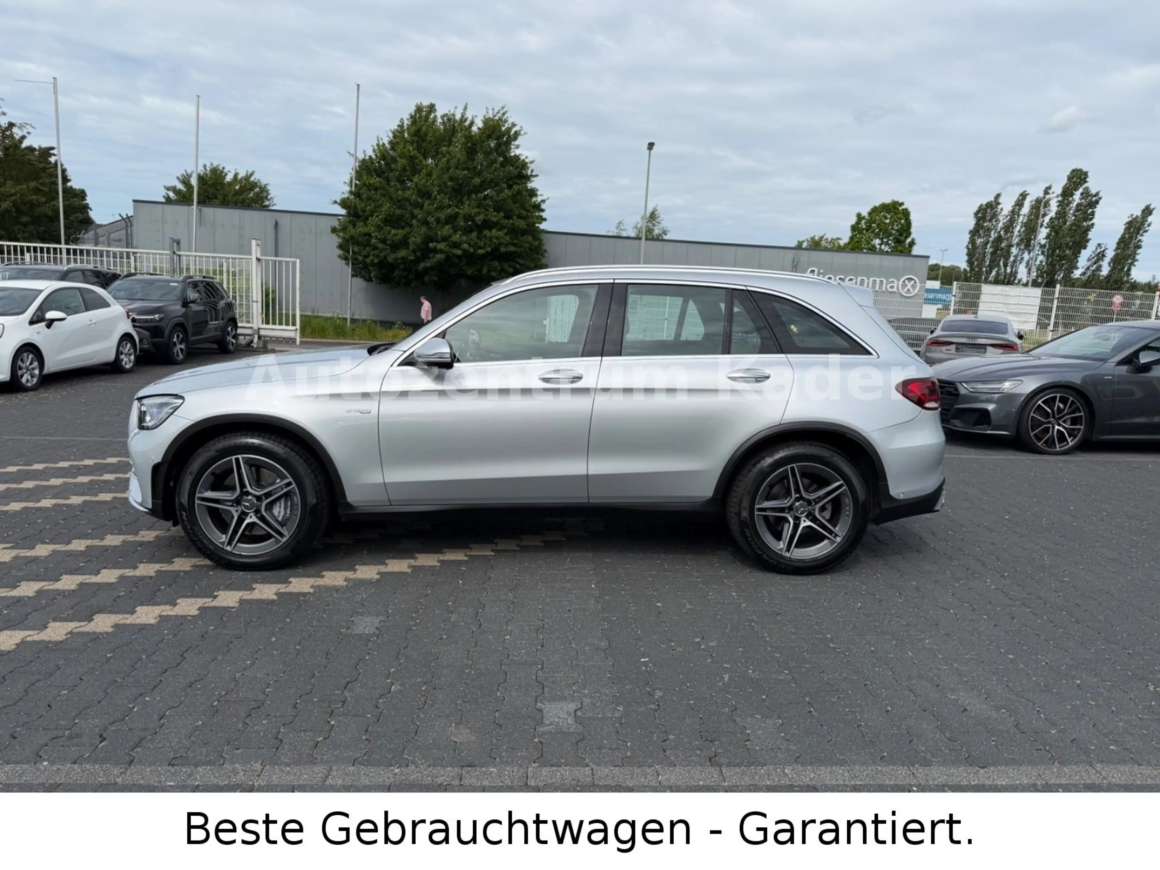 Mercedes-Benz GLC 43 AMG 4Matic*1 Hand*Burmester*360grad*LEDER — photo 4