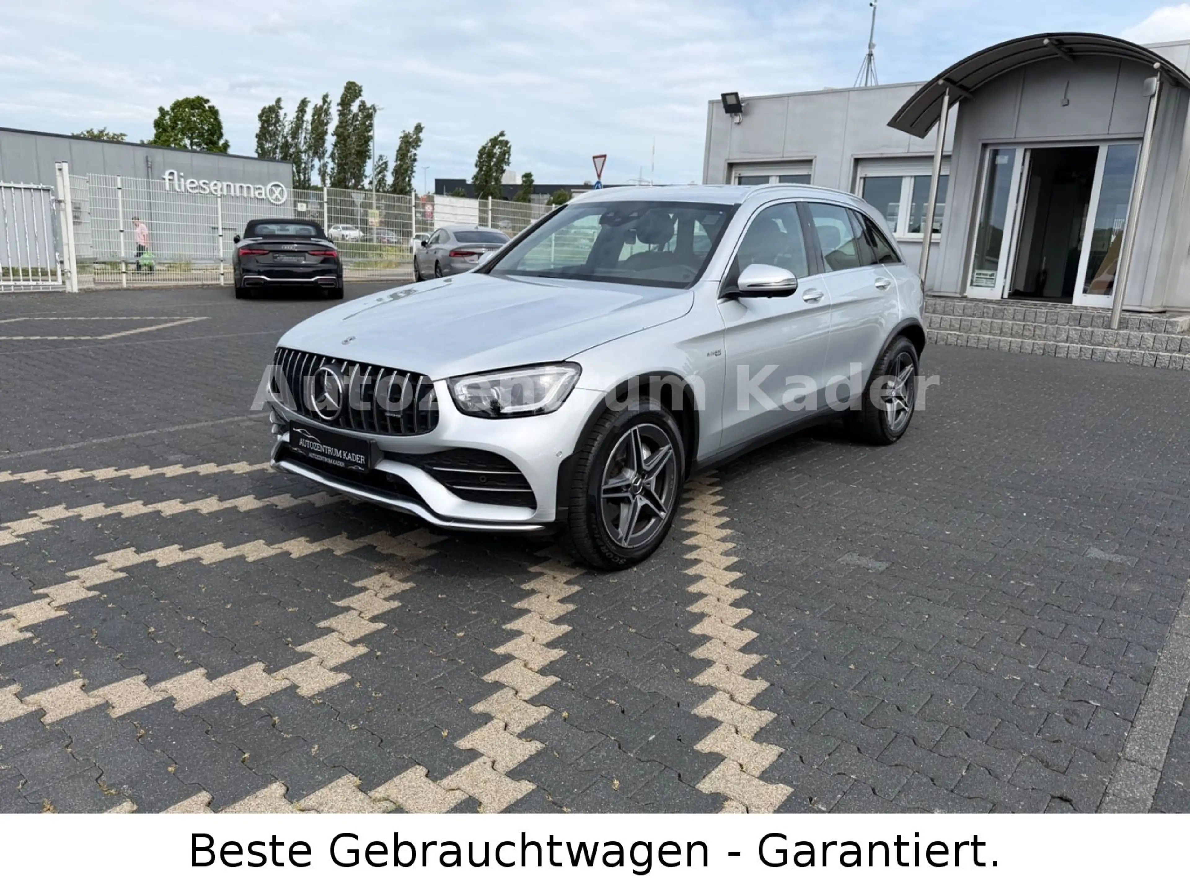 Mercedes-Benz GLC 43 AMG 4Matic*1 Hand*Burmester*360grad*LEDER — photo 3