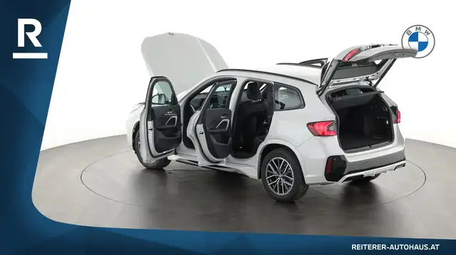 BMW X1 view 10