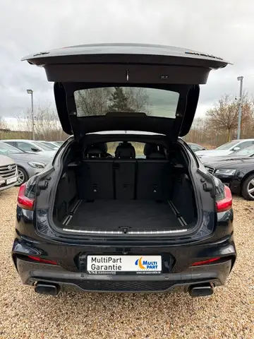 BMW X4 view 14