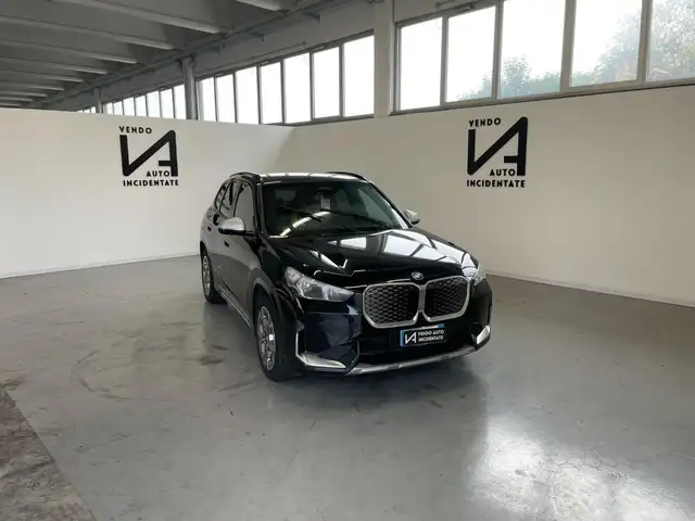 BMW iX1 EDRIVE 20 LIMITED EDITION