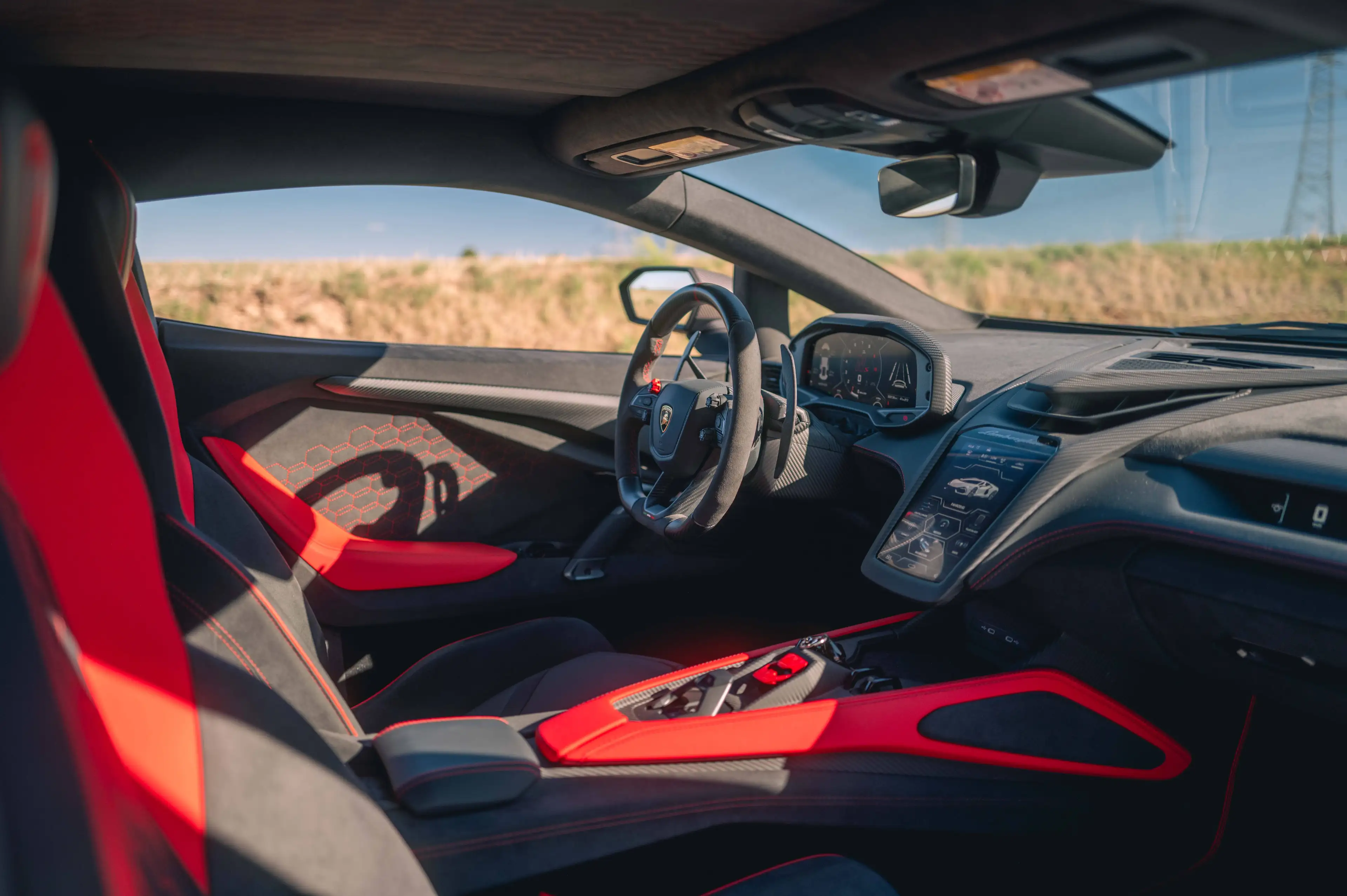 Lamborghini Revuelto Revuelto - Carbon, Grigio Vulcano, Passenger — photo 8