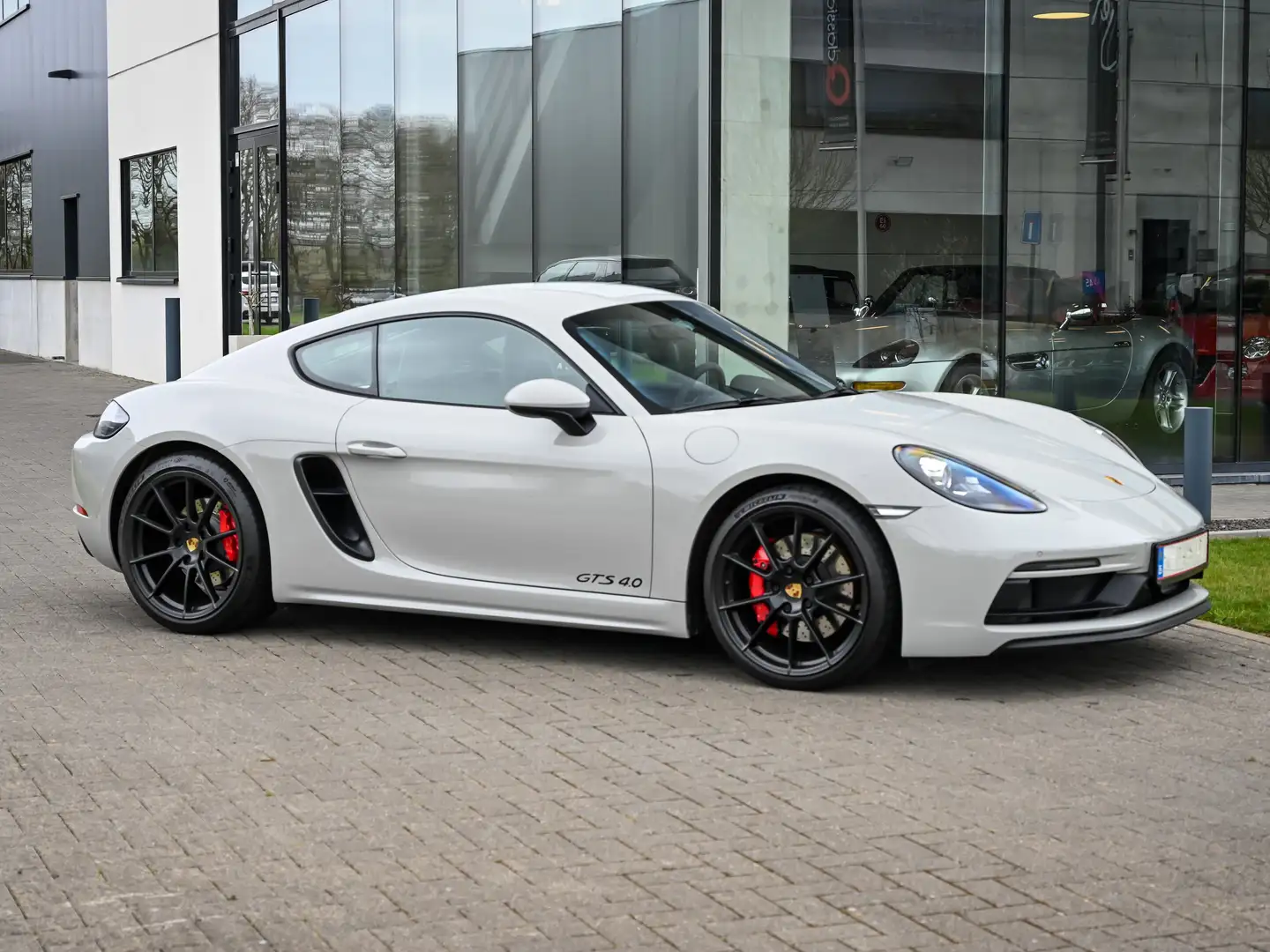 Porsche 718 Cayman GTS 4.0 Manual Grijs - 2