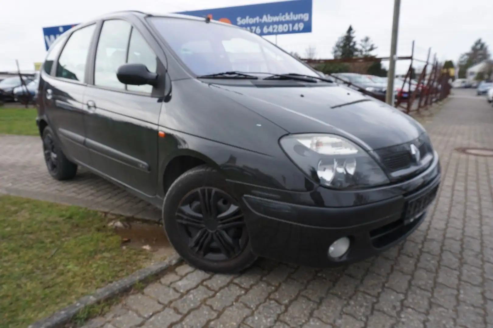 Renault Scenic 1.6 16V Expression*KLIMA*ZV-FUNK*RADIO-CD Černá - 2
