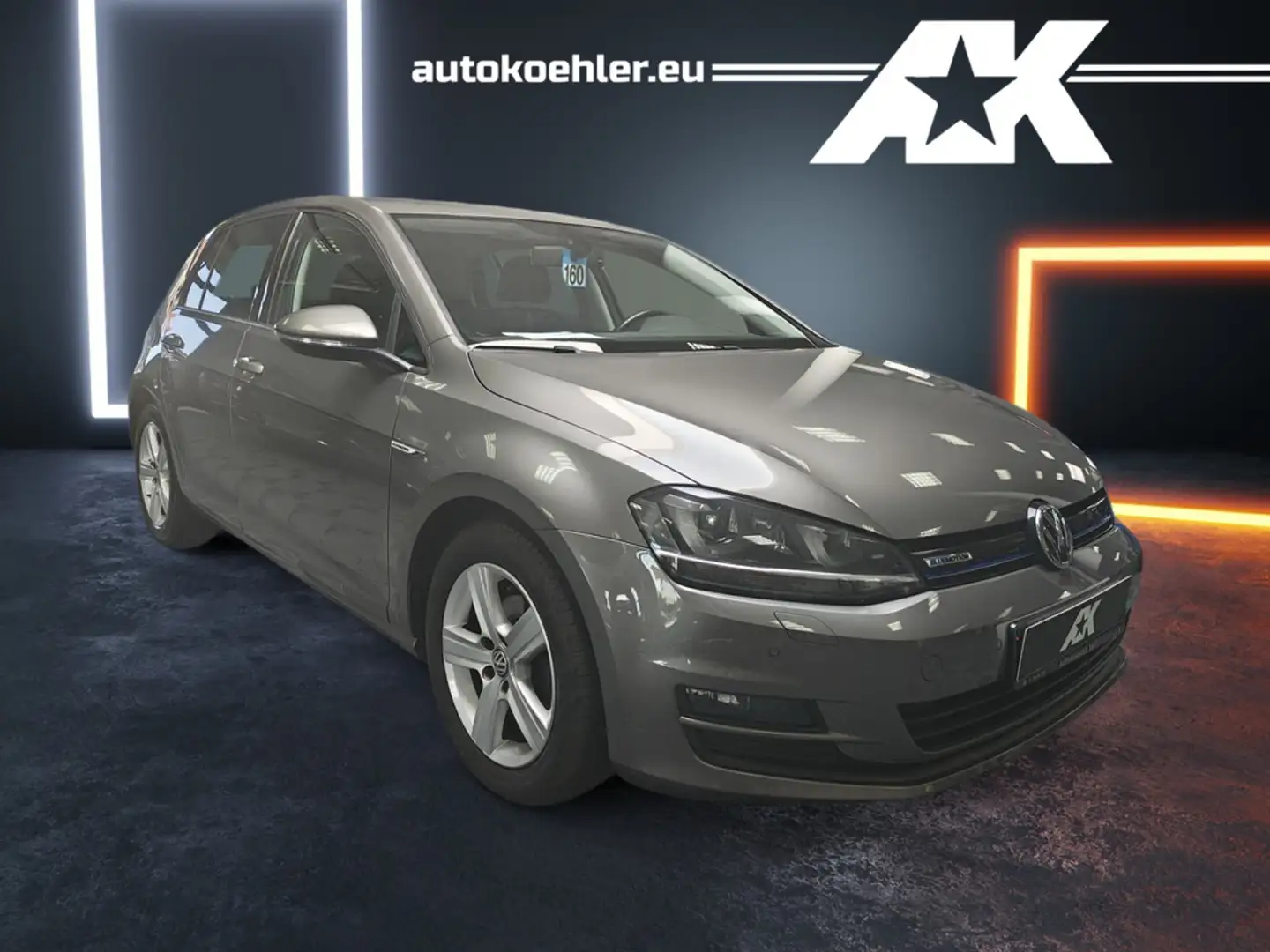 Volkswagen Golf VII 1.6 TDI Comfortline Navi Xenon PDC Klima Grey - 1