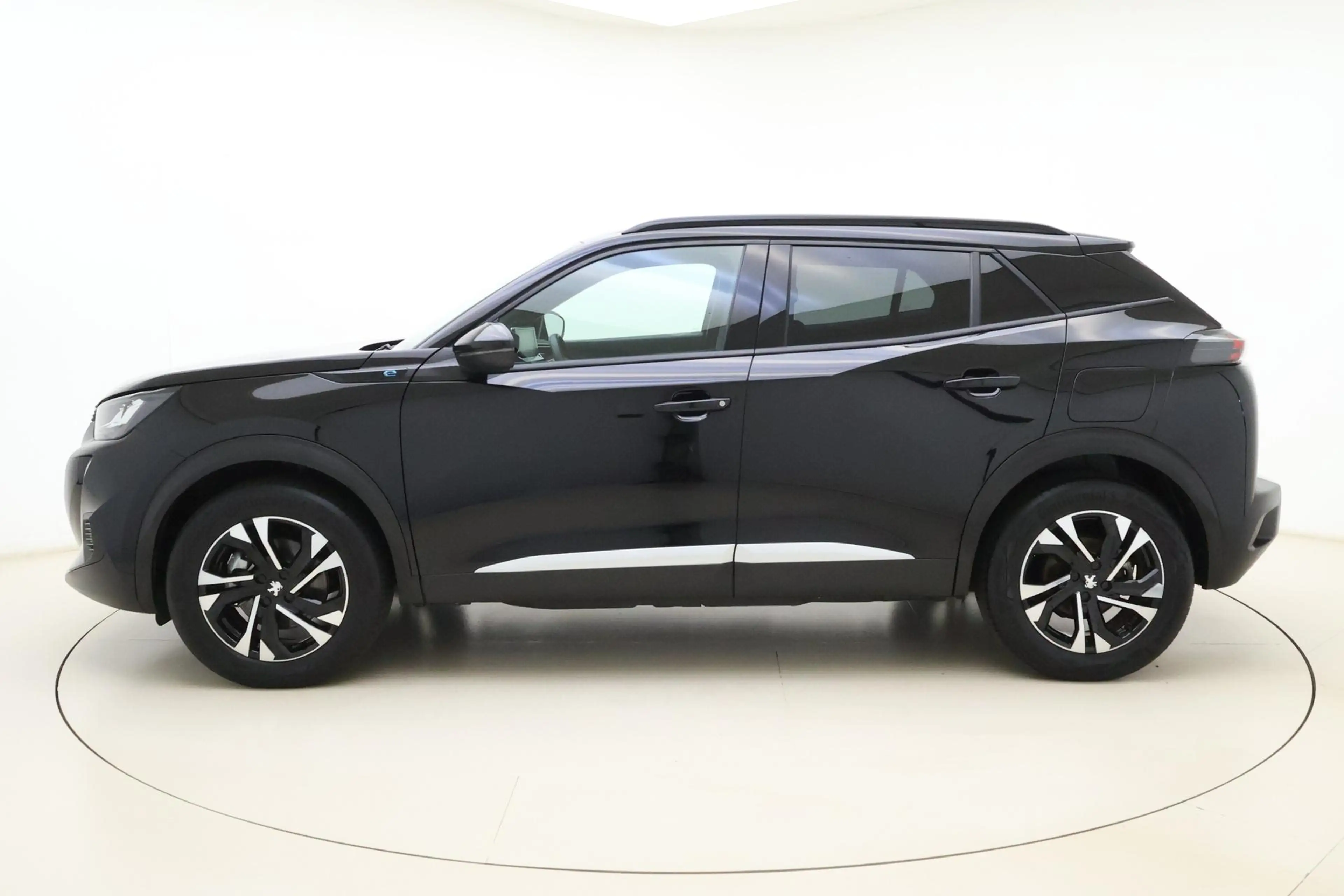 Peugeot e-2008 EV Allure Pack 50 kWh | Apple carplay/Android auto — photo 6