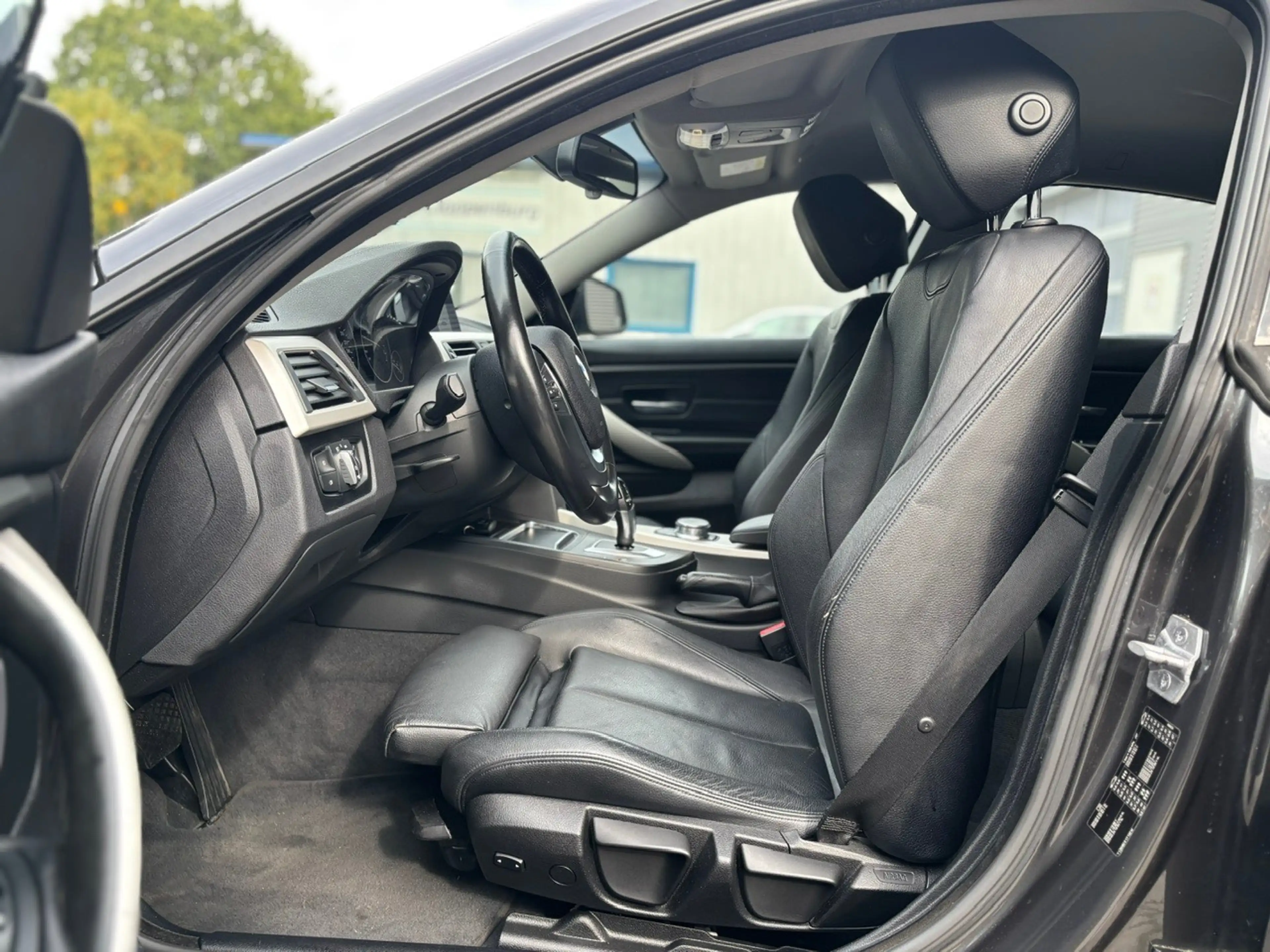 BMW 418 i Sport Line / Gran Coupé / Automatik — photo 13