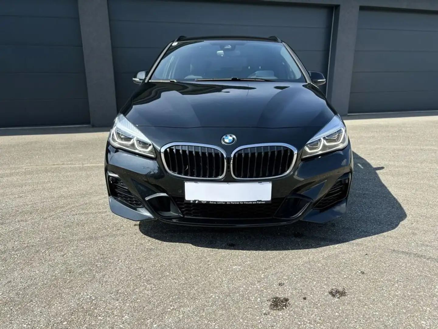 BMW 225 xe M Sport Allrad 136 PS   88 PS   PRIVAT Schwarz - 2