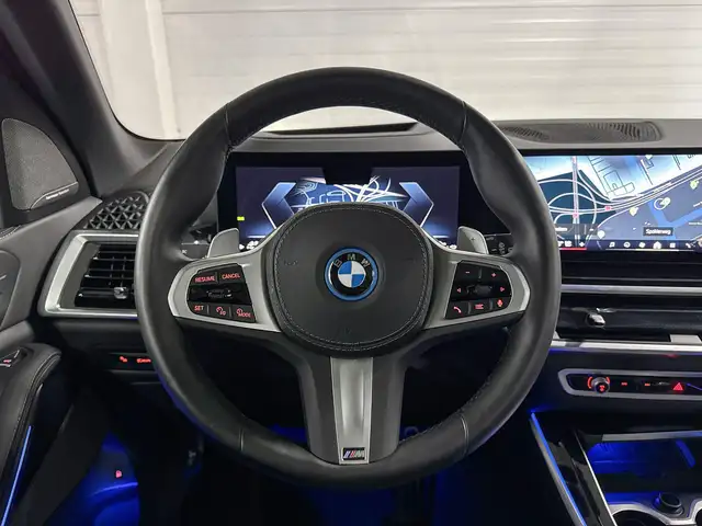 BMW X5 view 12