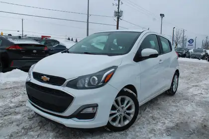 White 2020 Chevrolet Spark 1LT FWD Hatchback Front-Wheel Drive Continuously Variable Transmission