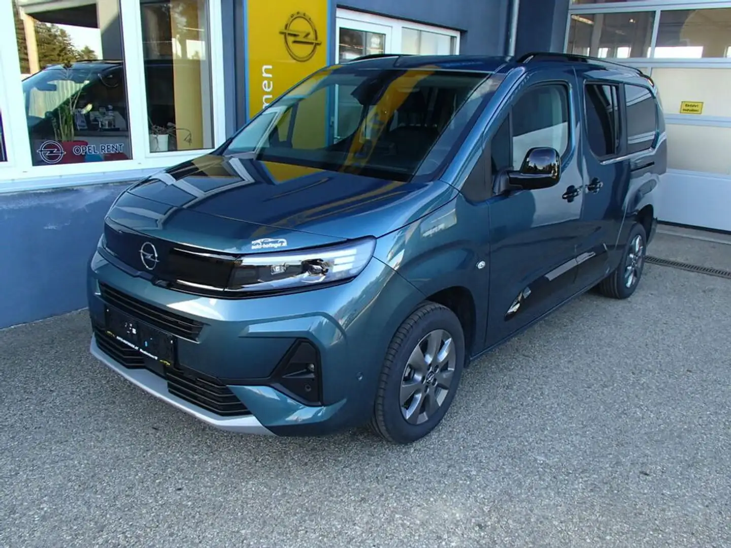 Opel Combo GS XL, 7-Sitzer Czerwony - 2