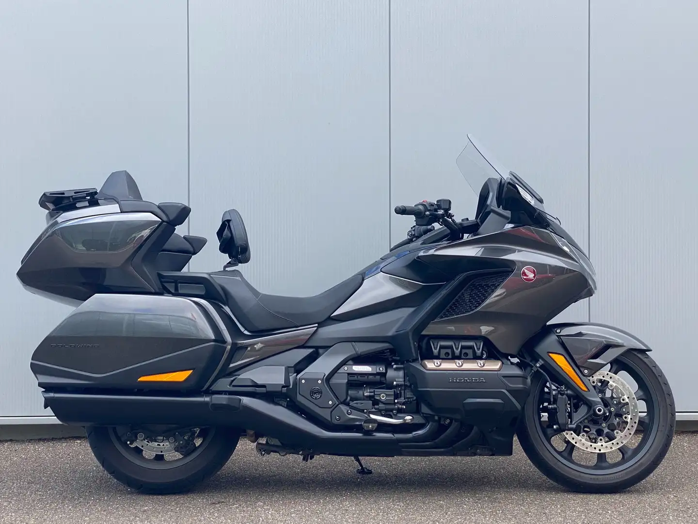 Honda GL 1800 Tour Deluxe / 2024 / 4jaar Garantie!! Zwart - 1