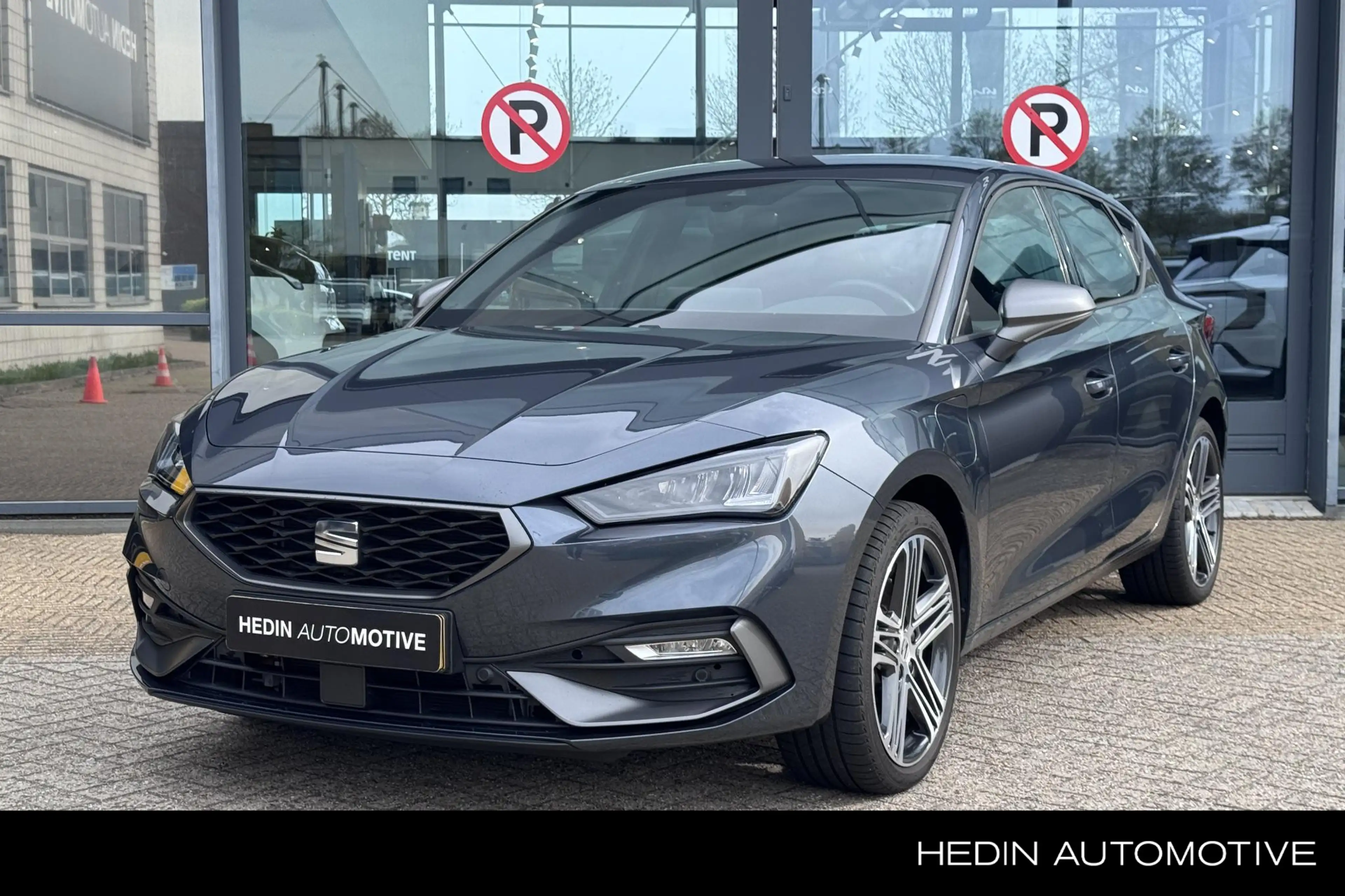 SEAT Leon e-Hybrid 1.5 TSI FR PHEV First Edition | Camera | 18'' | Na