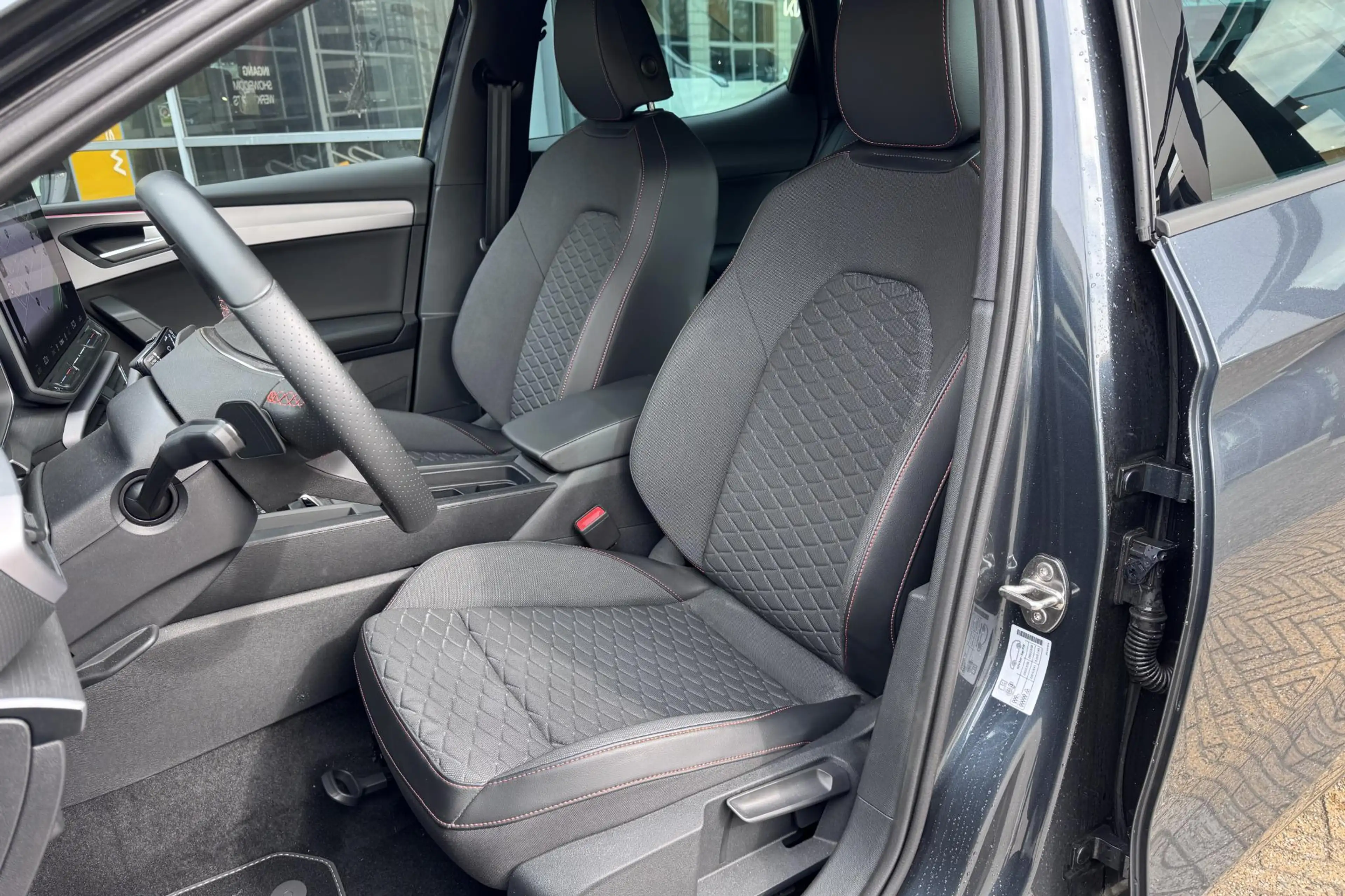 SEAT Leon e-Hybrid 1.5 TSI FR PHEV First Edition | Camera | 18'' | Na — photo 4