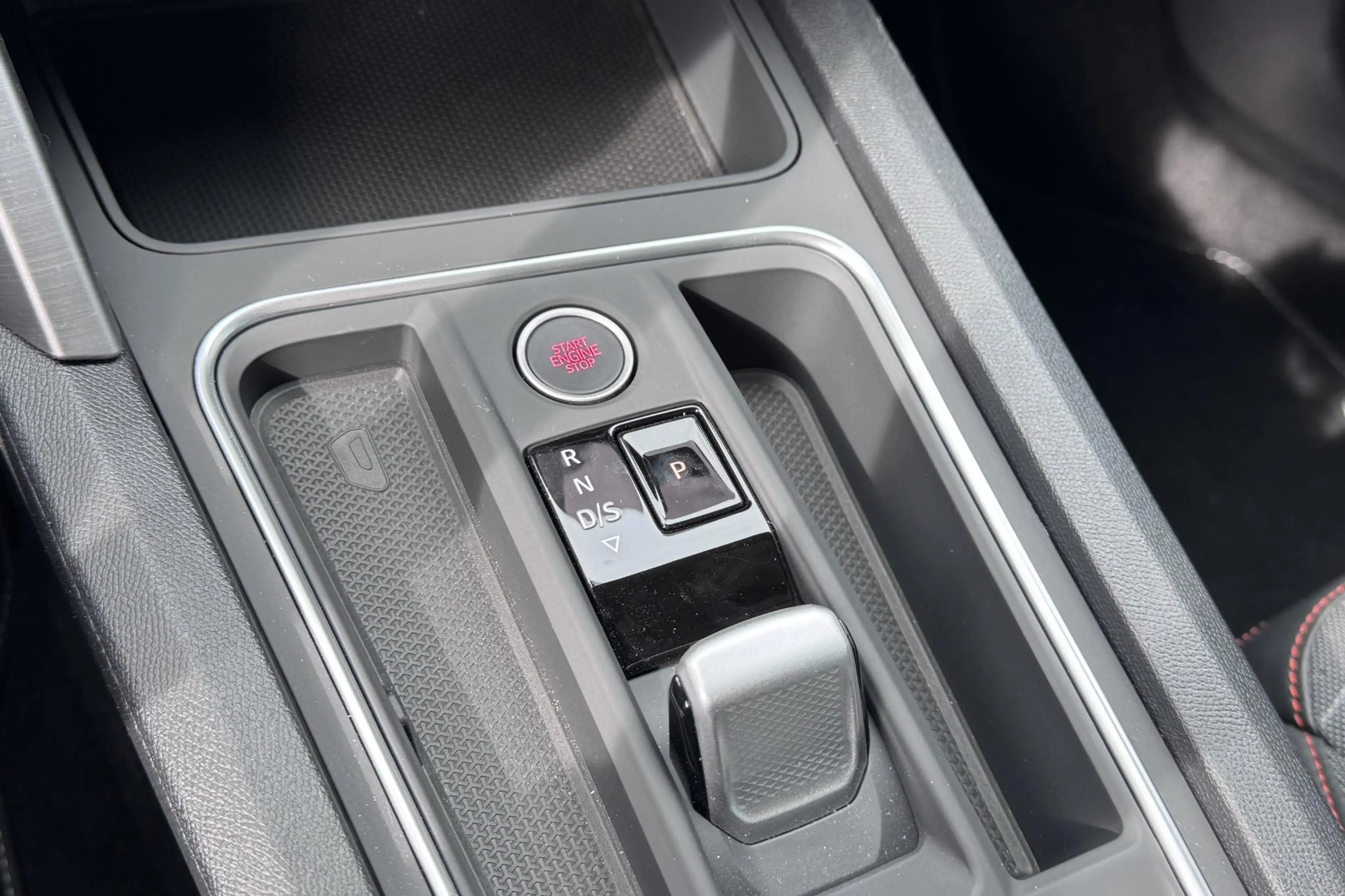 SEAT Leon e-Hybrid 1.5 TSI FR PHEV First Edition | Camera | 18'' | Na — photo 10