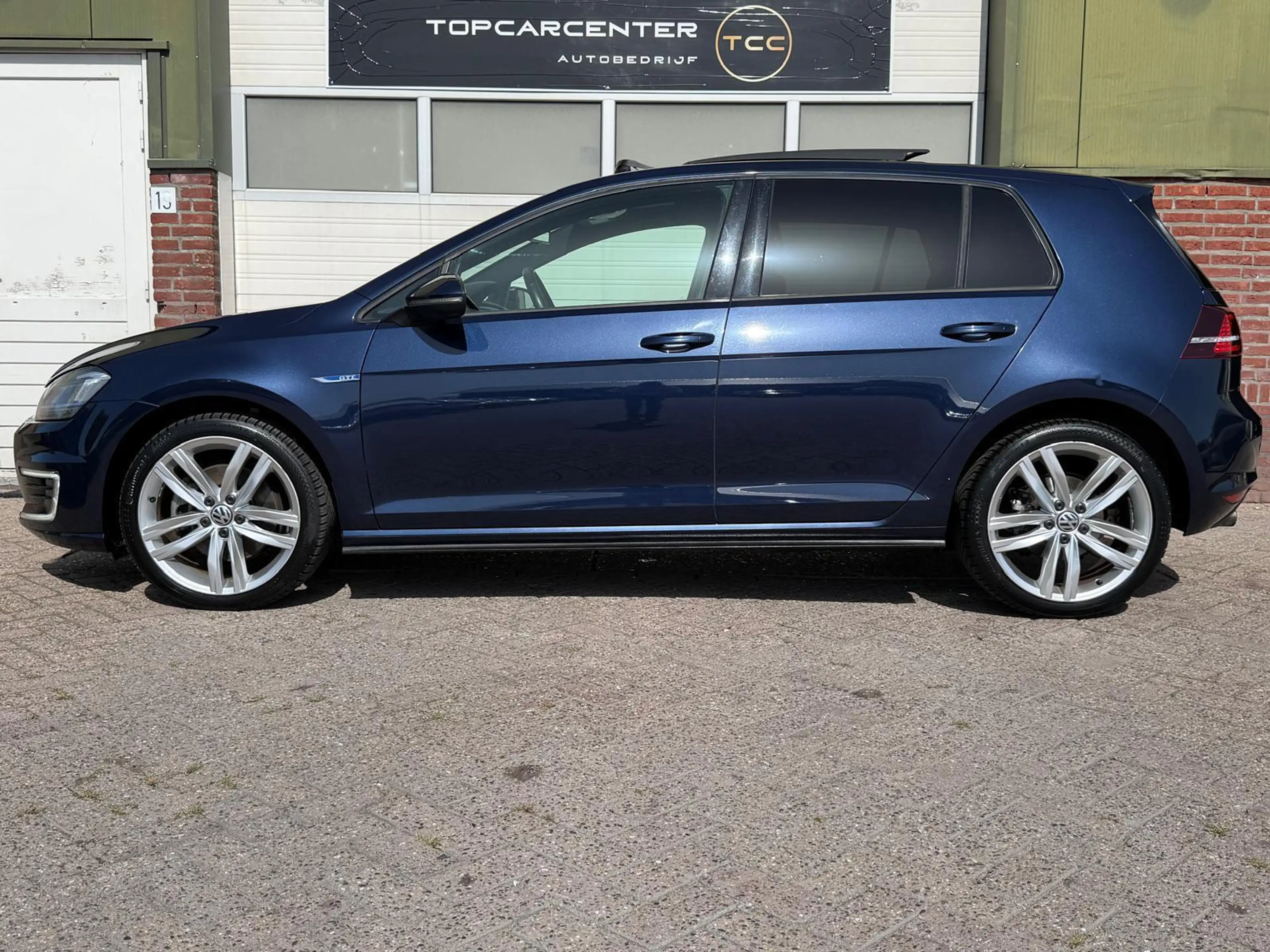 Volkswagen Golf GTE 1.4 TSI GTE/STOELV/LEER/CAMERA/PARKS/APK/NAP — photo 4